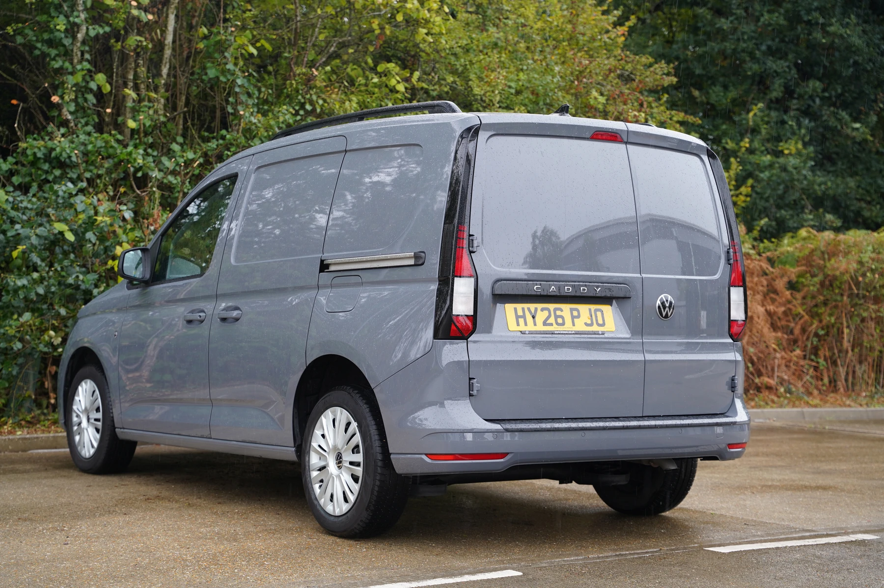 Volkswagen-Caddy-image-2