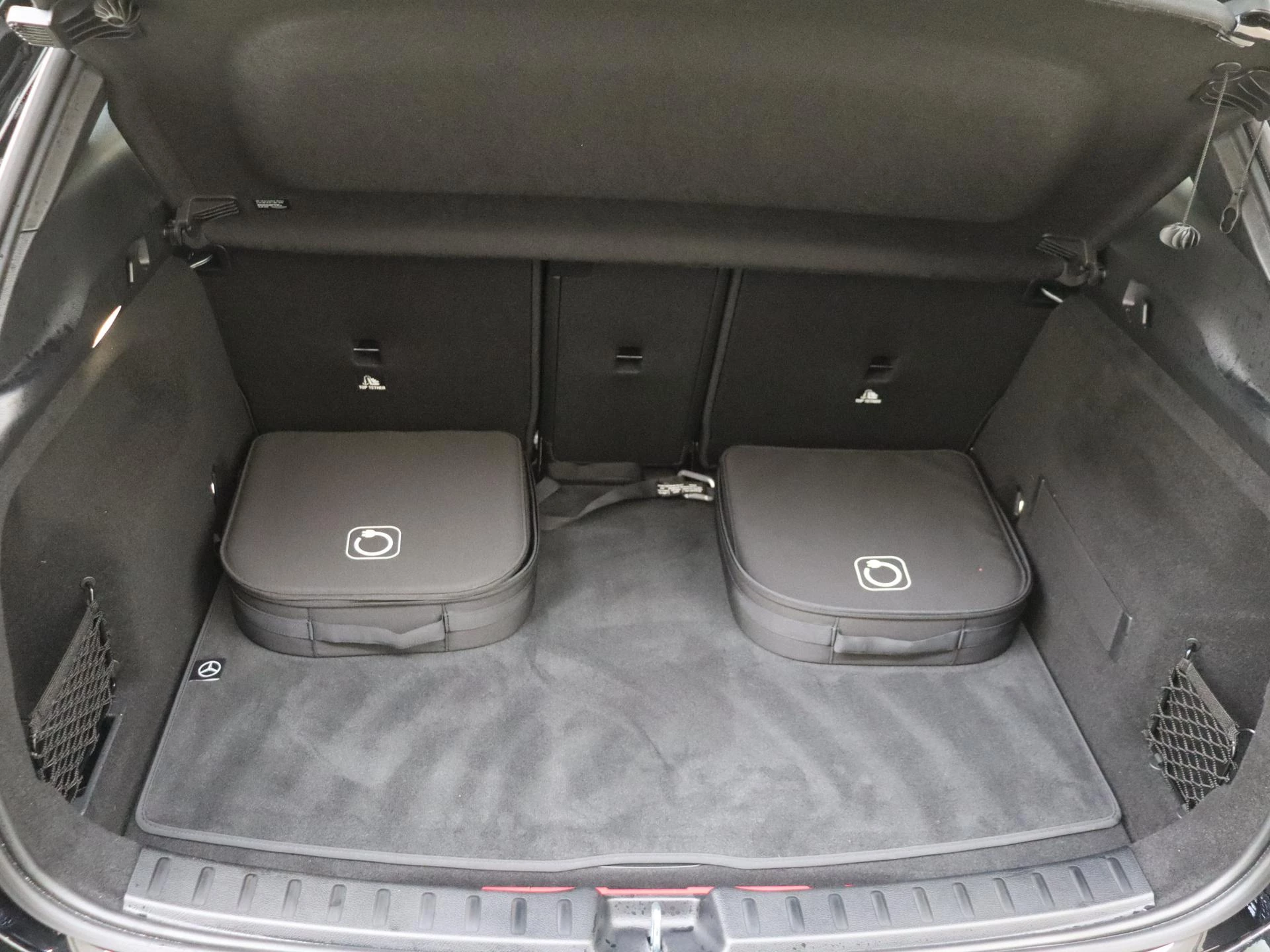 Mercedes-Benz GLA 250 e Business Solution Luxury