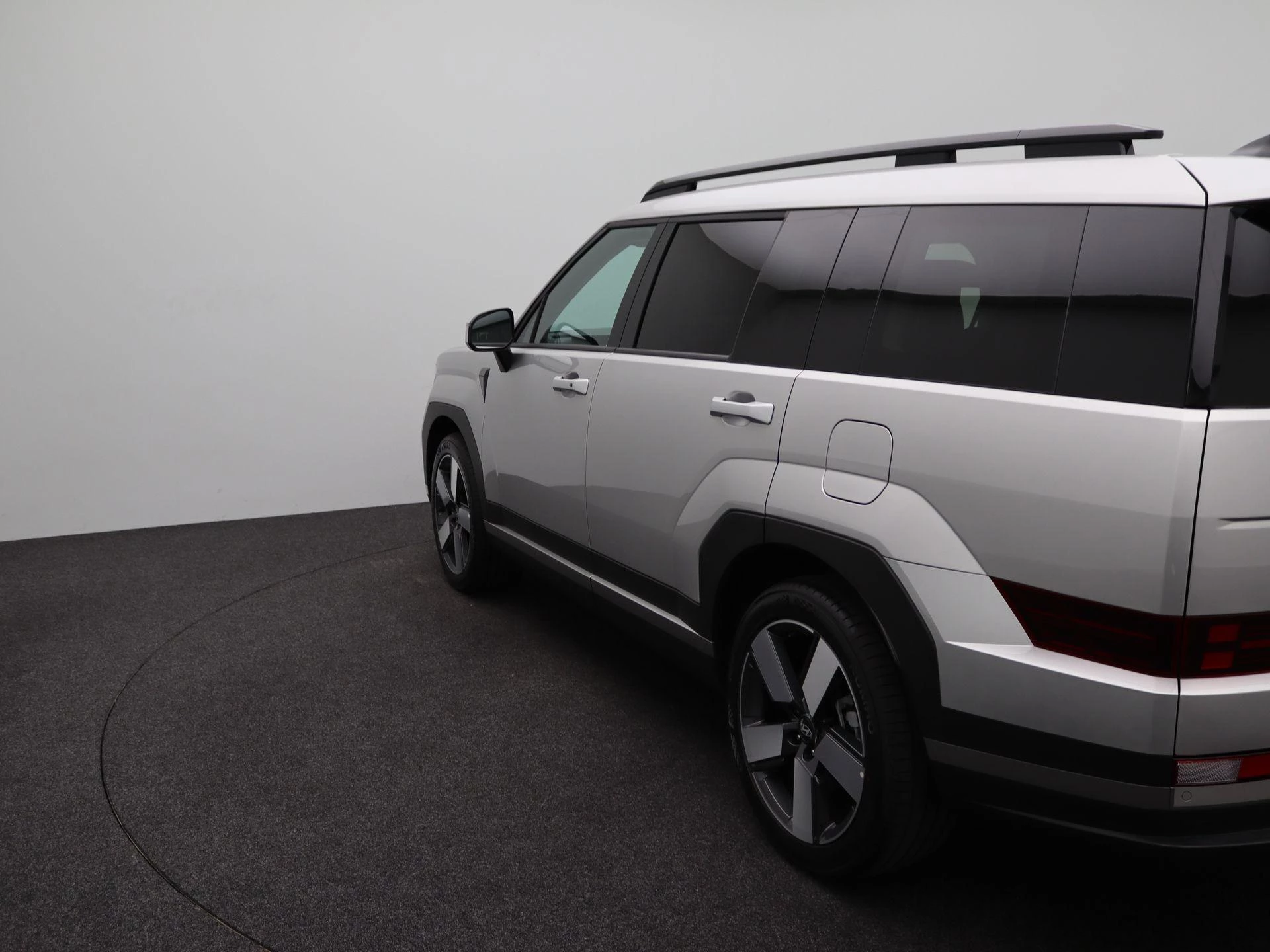 Hyundai-Santa Fe-image-36