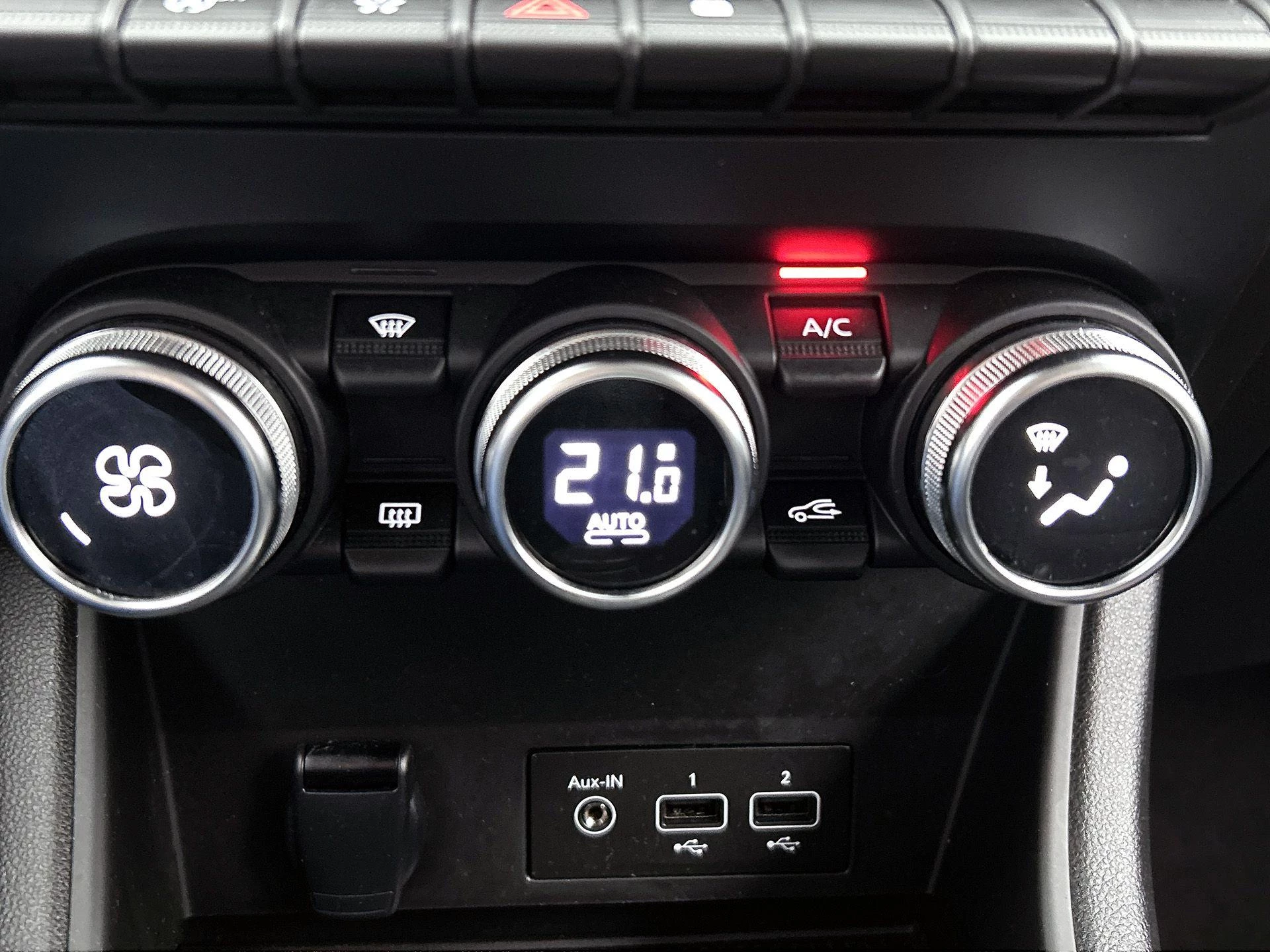 Renault-Captur-image-22