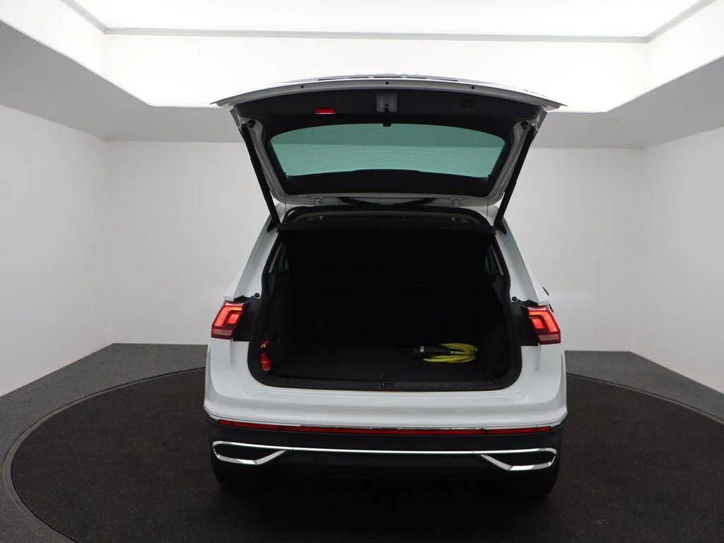 Volkswagen-Tiguan-image-14