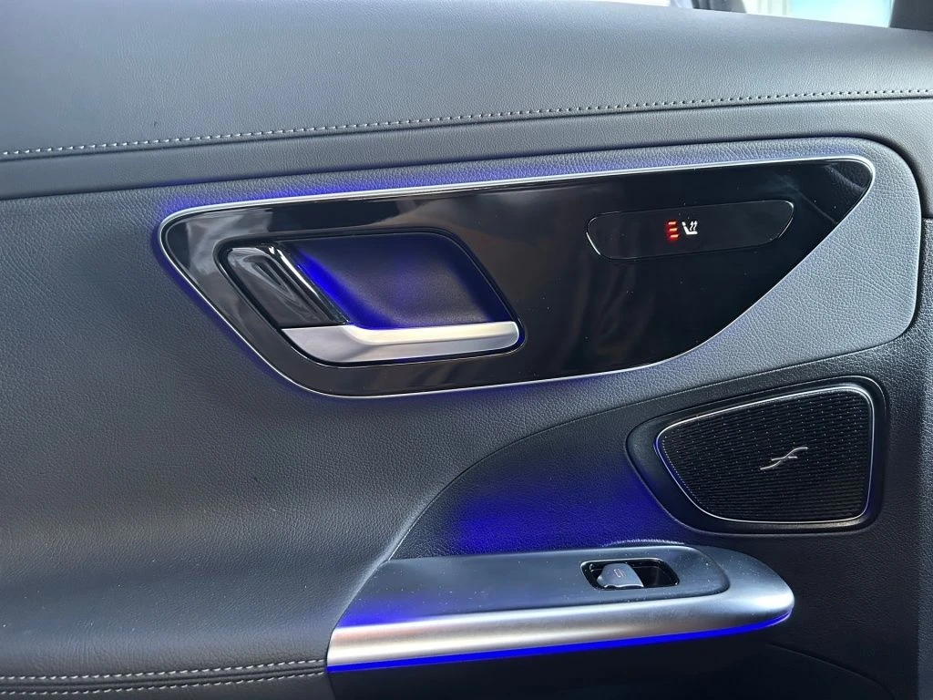 Mercedes-Benz-C-Klasse 300 e-image-20