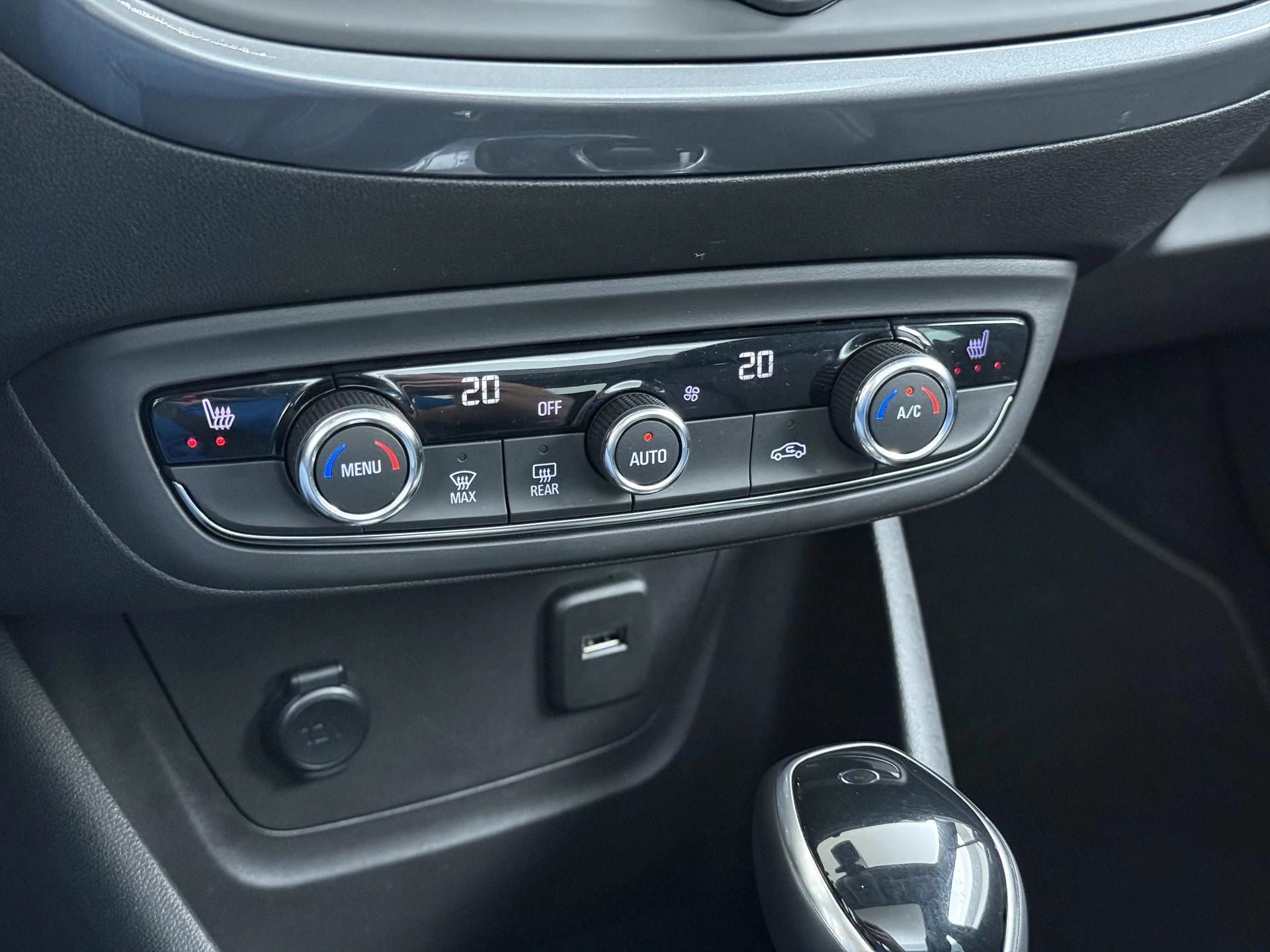 Opel-Crossland-image-24