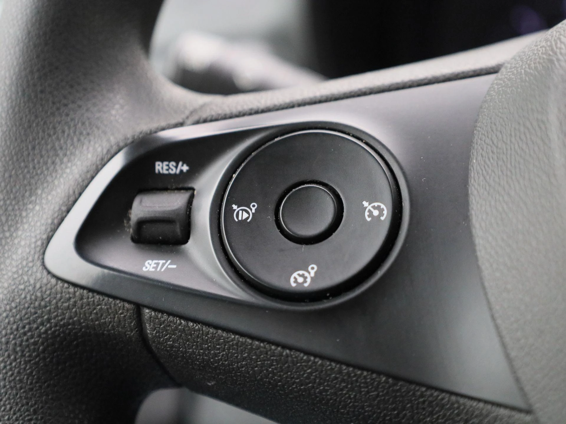 Opel-Combo-image-22