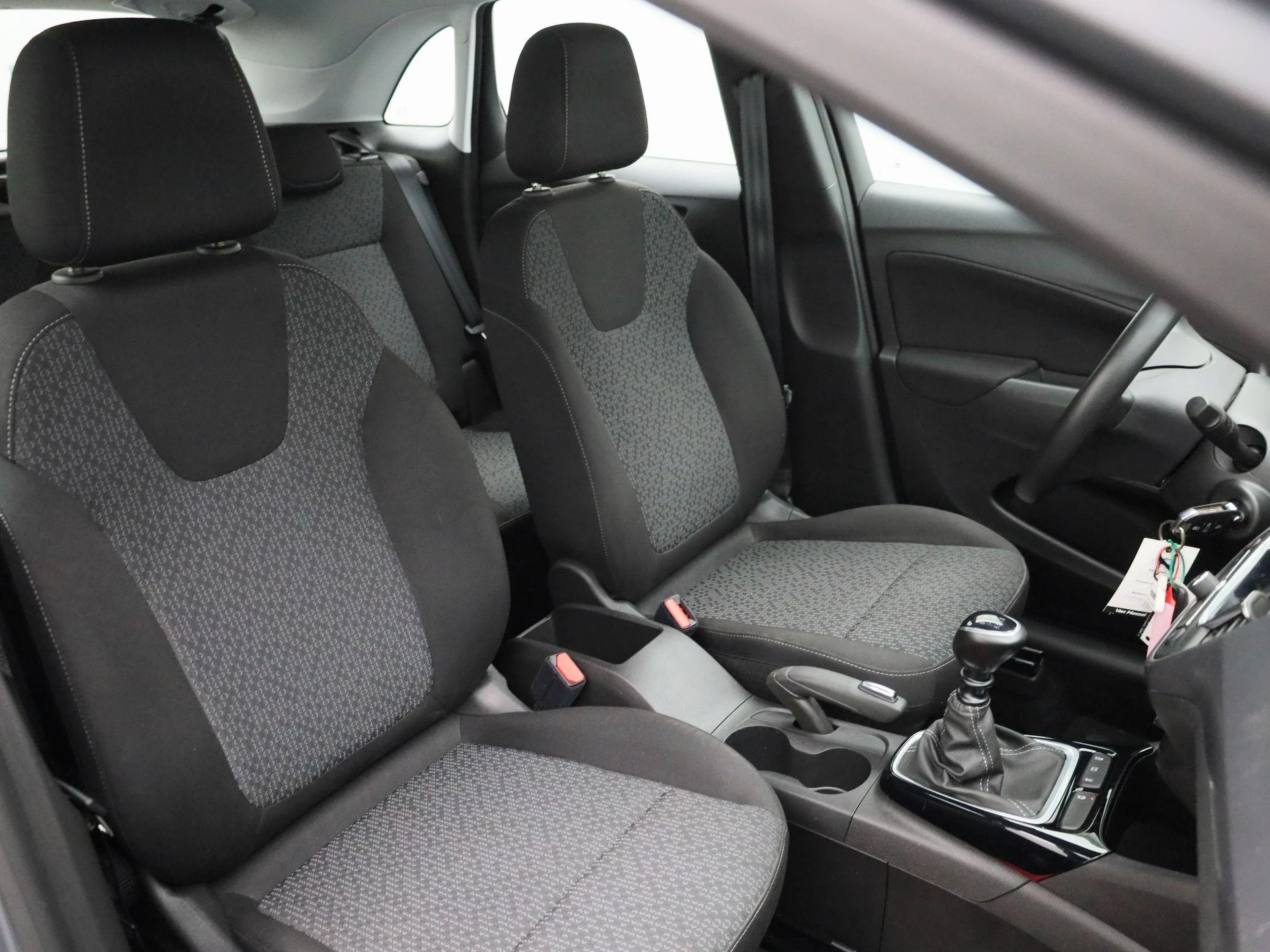 Opel-Crossland-image-33