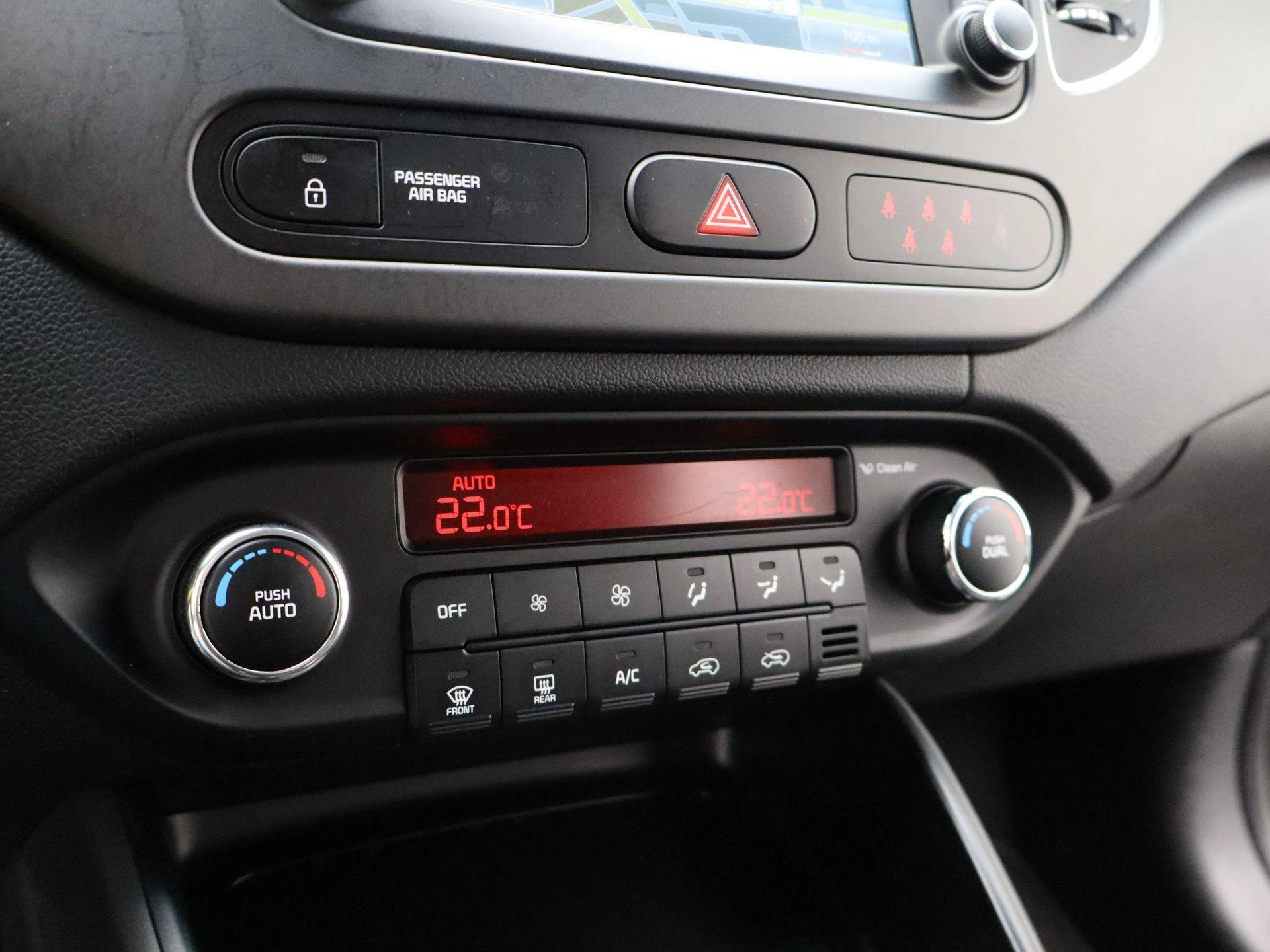 Kia Carens 1.6 GDi First Edition