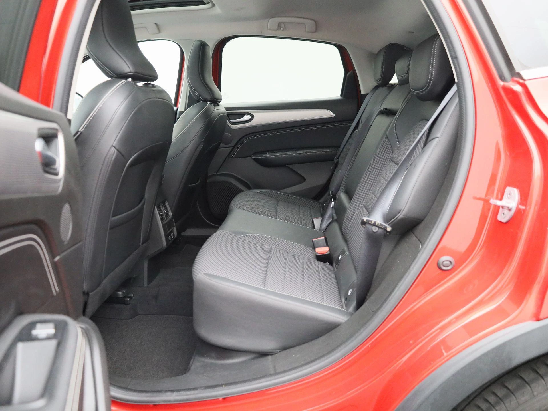 Renault-Arkana-image-11