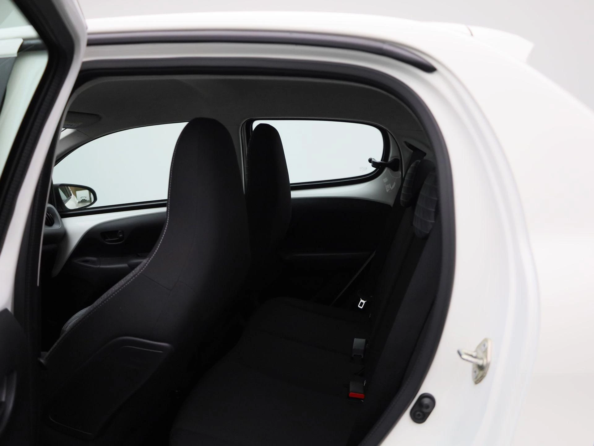 Peugeot-108-image-9
