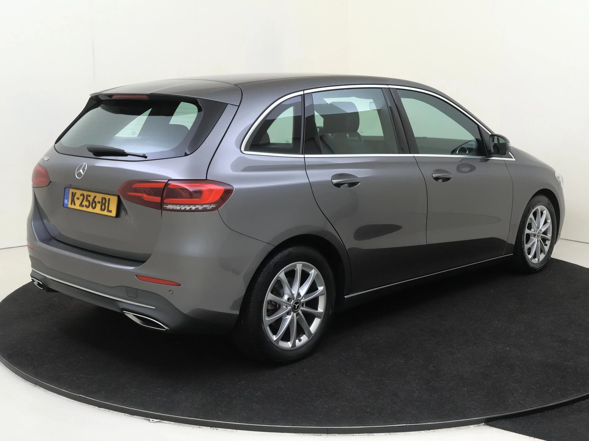Mercedes-Benz B-Klasse 180 Advantage