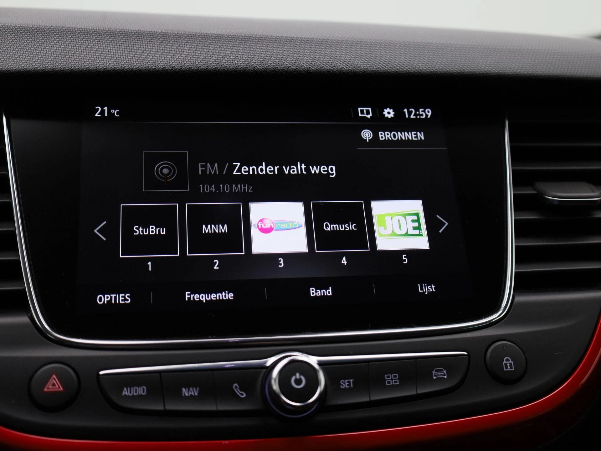 Opel-Crossland-image-14
