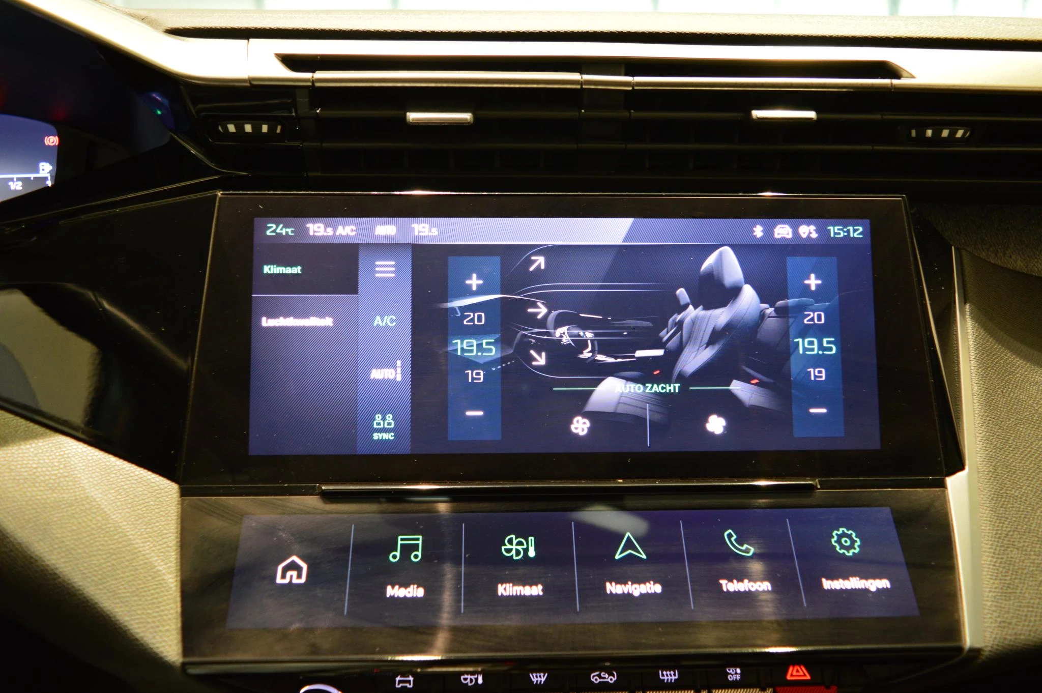 Peugeot-308-image-15
