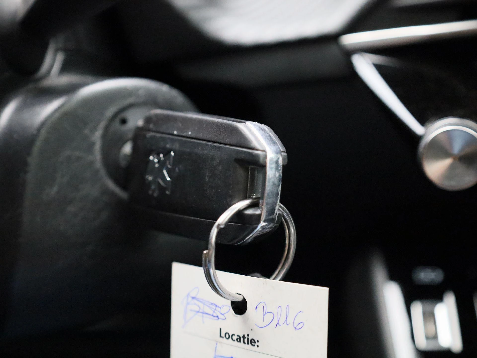 Peugeot 2008 1.2 PureTech Allure