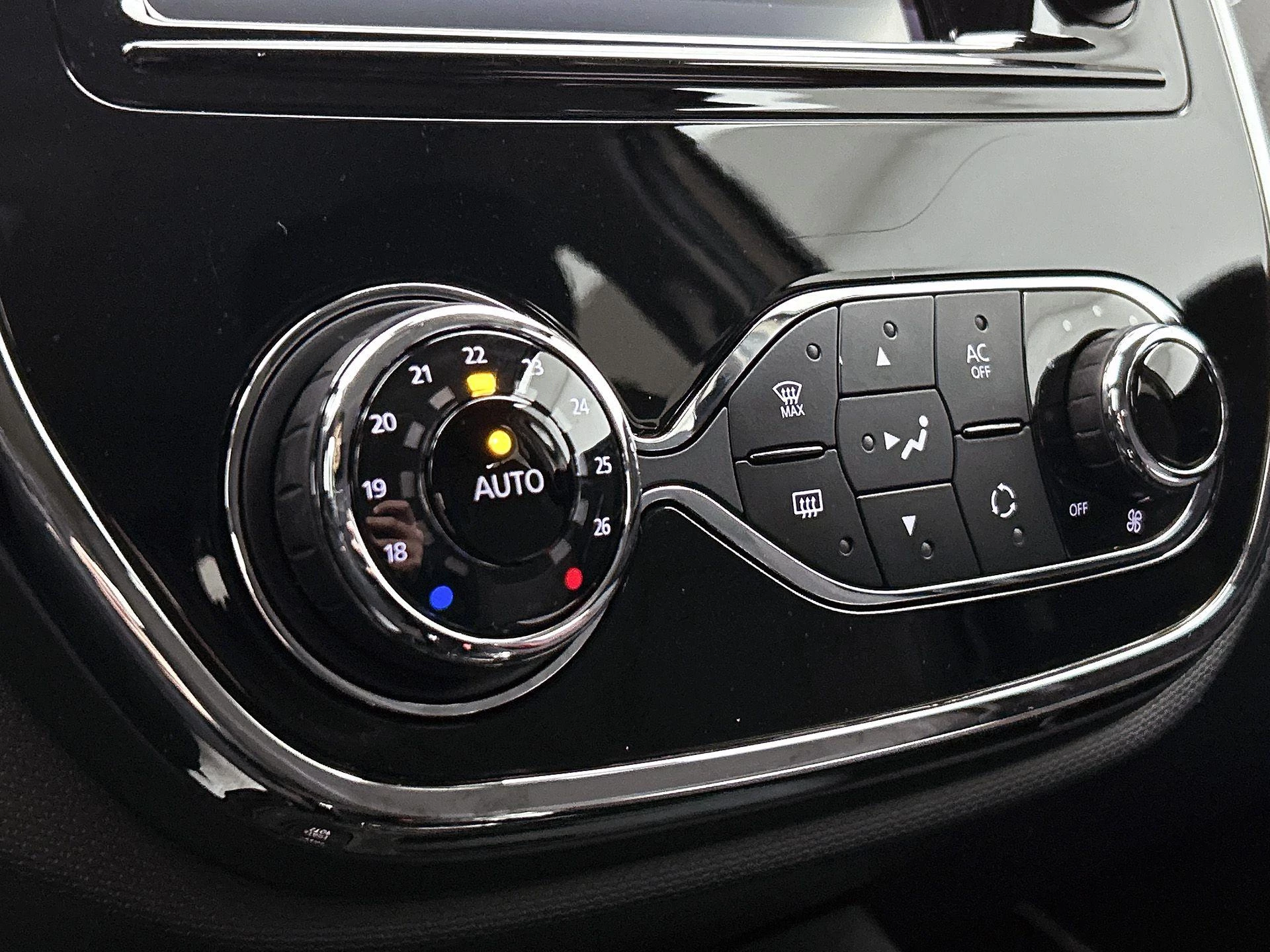Renault-Captur-image-23