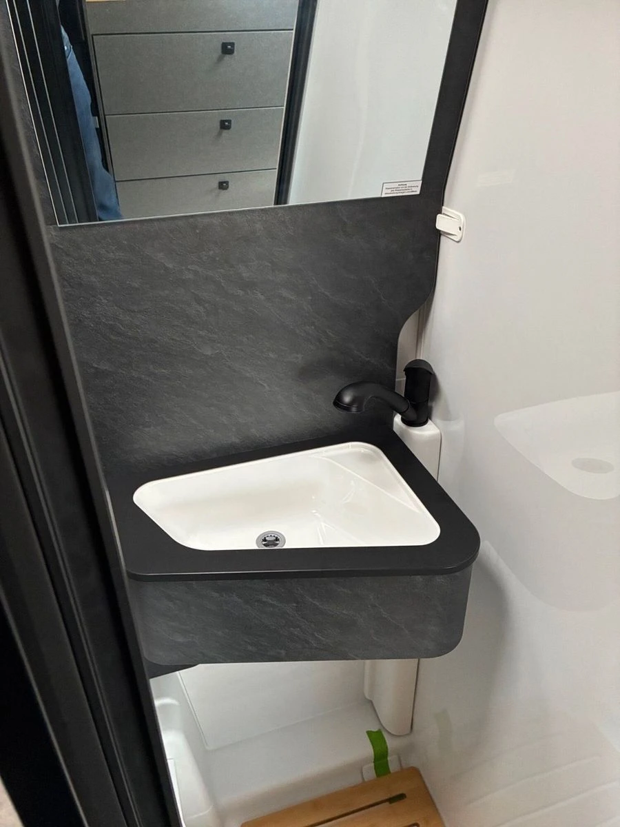 Hymer--image-16