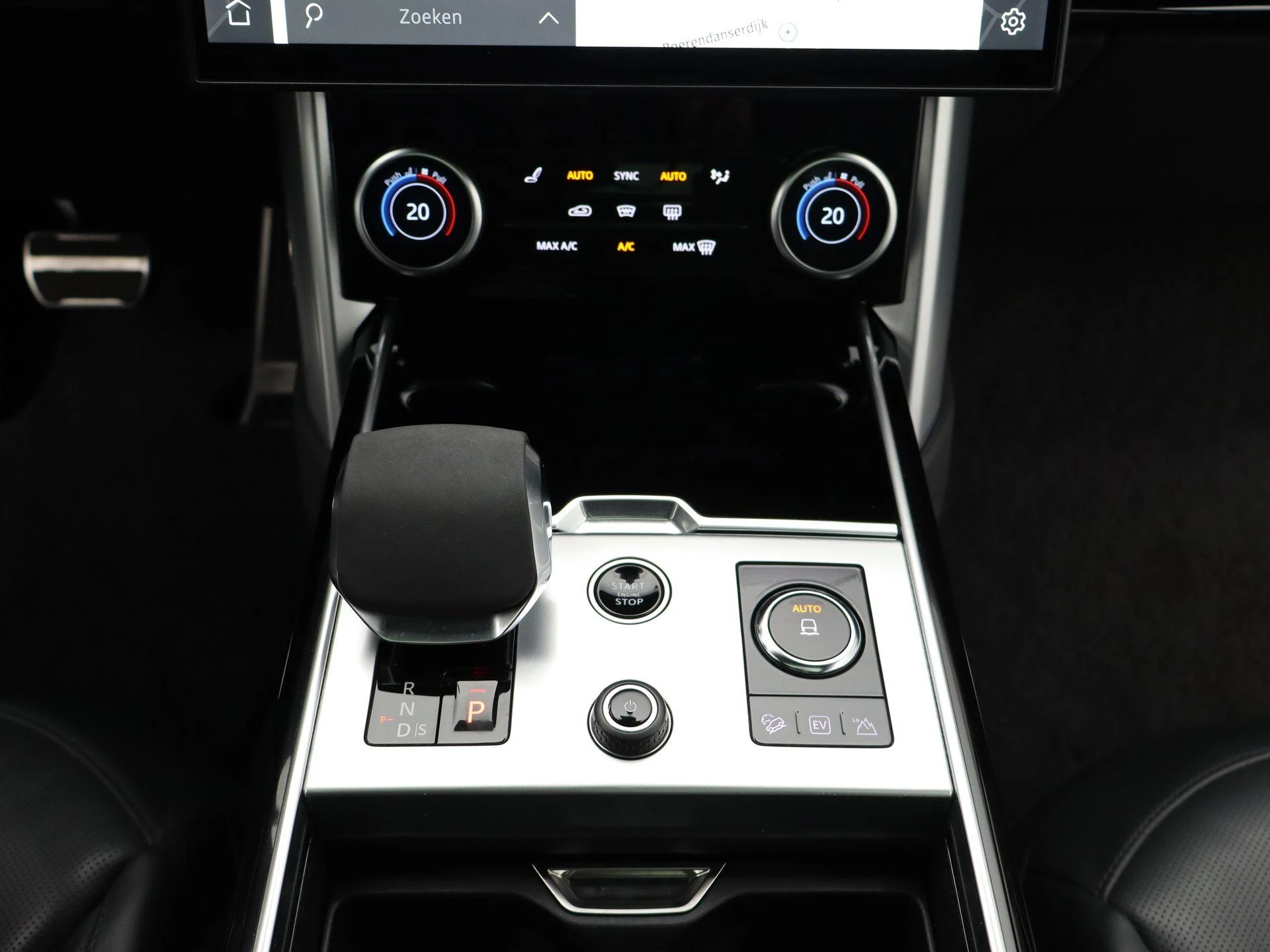 Land Rover-Range Rover-image-9