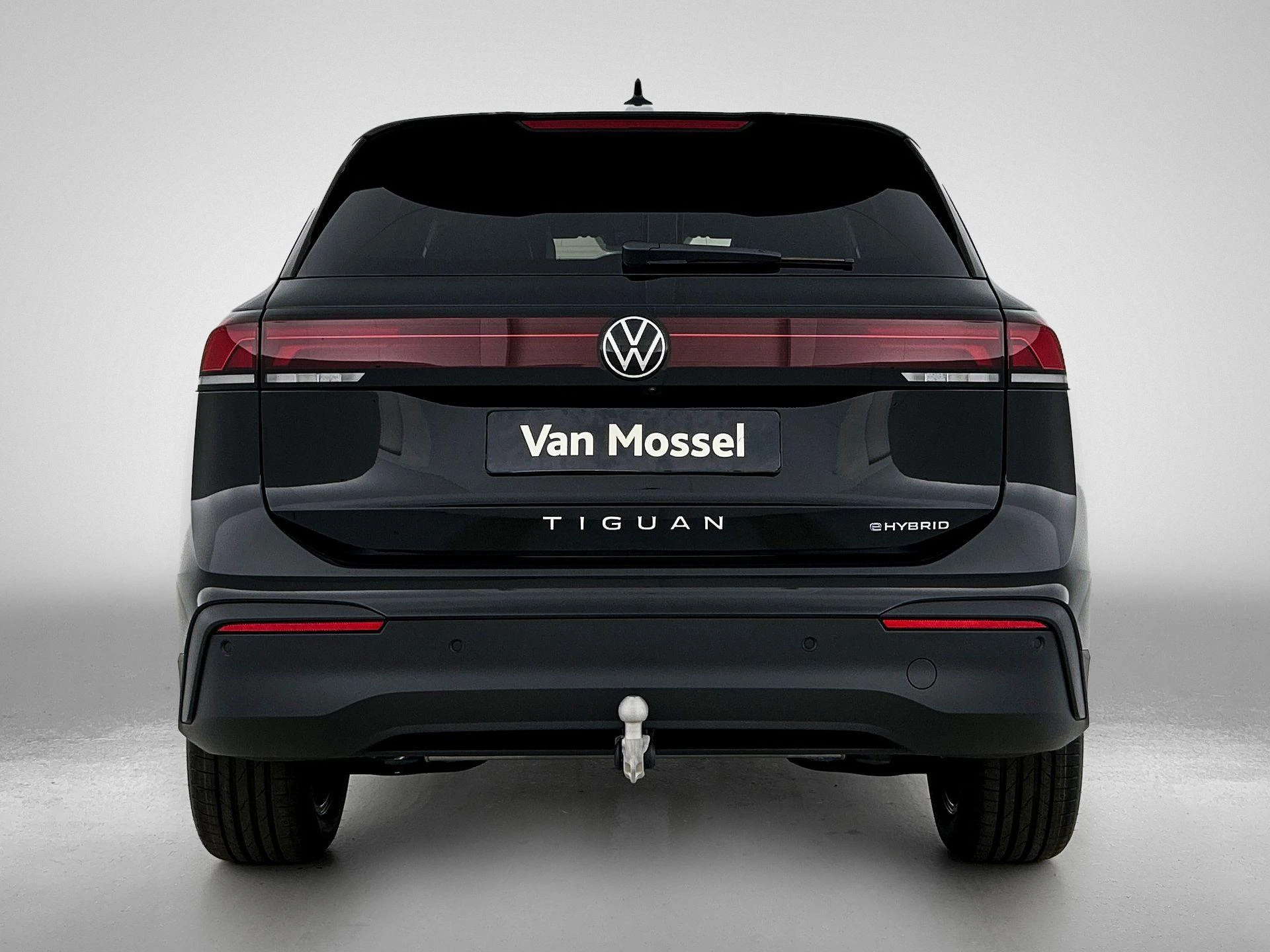 Volkswagen-Tiguan-image-2