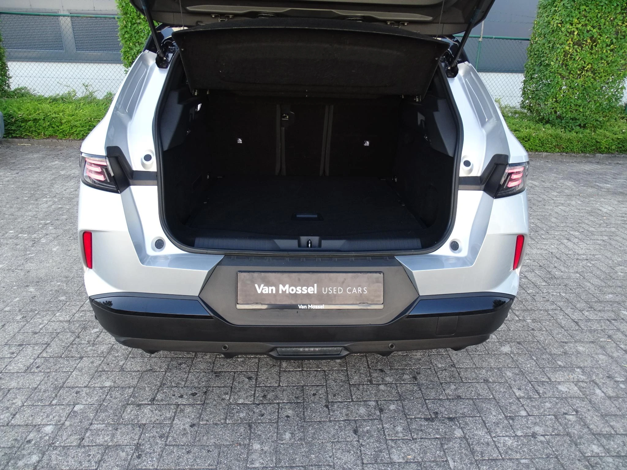 Opel Grandland 1.2 Turbo S/S Hybrid GS VERWACHT
