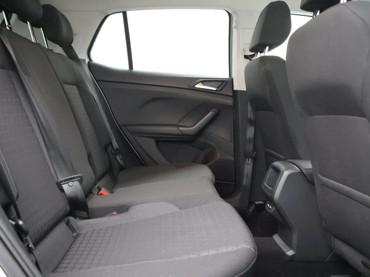 Volkswagen-T-Cross-image-6