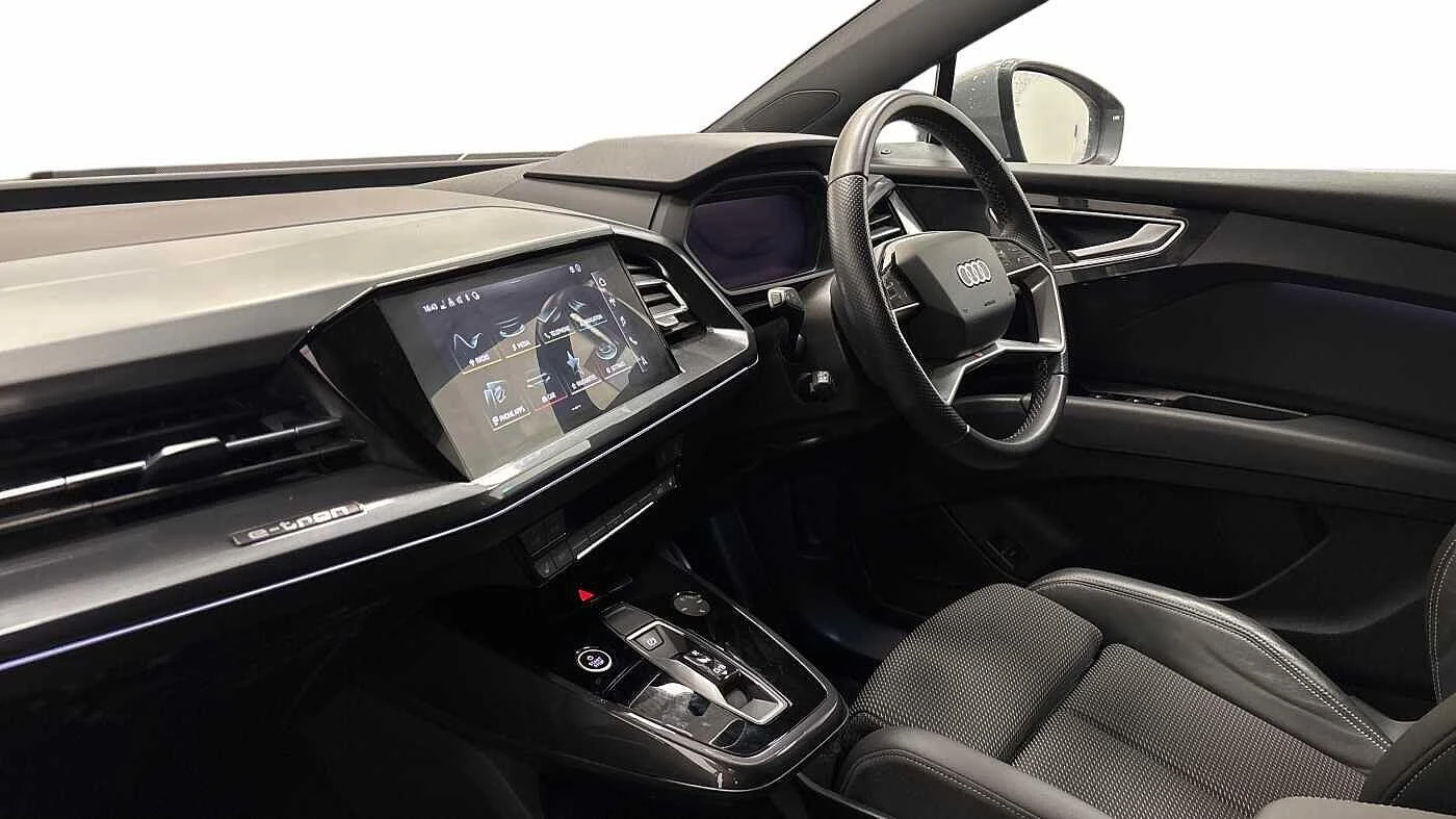Audi-Q4 e-tron-image-1