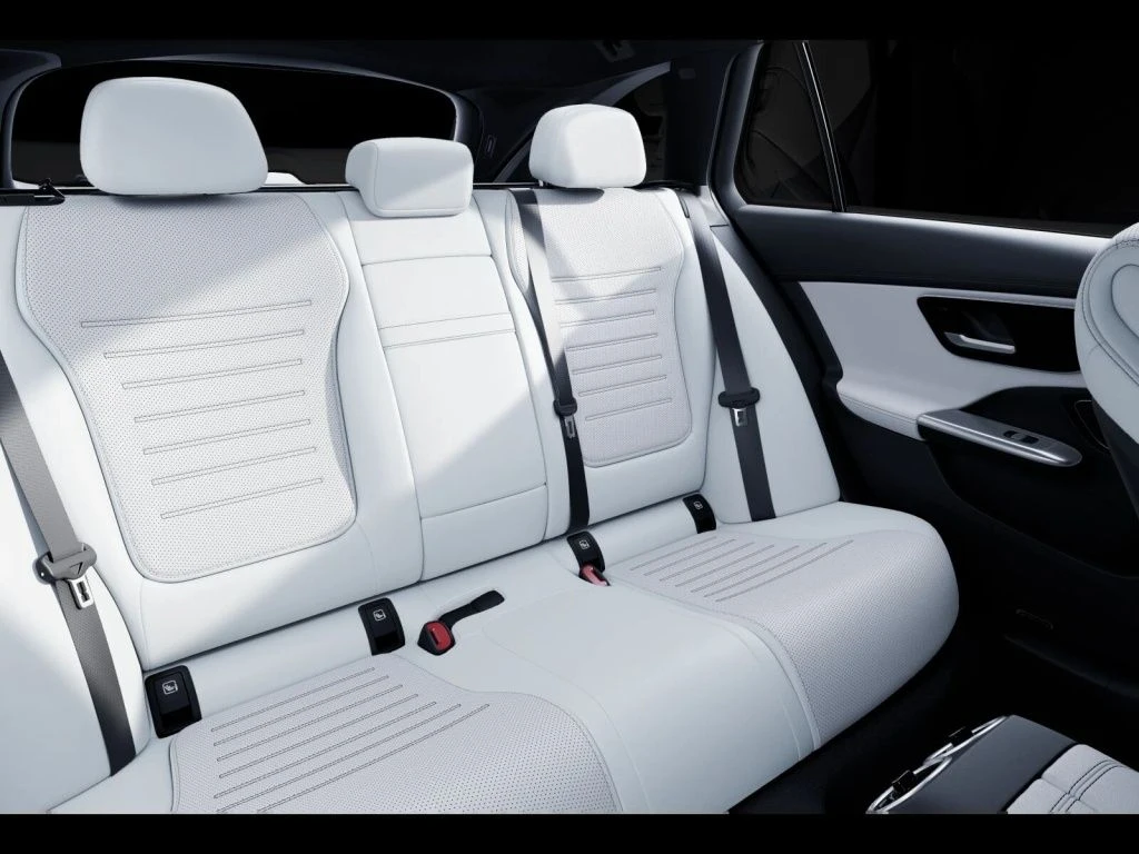 Mercedes-Benz-C-Klasse 220 d-image-10