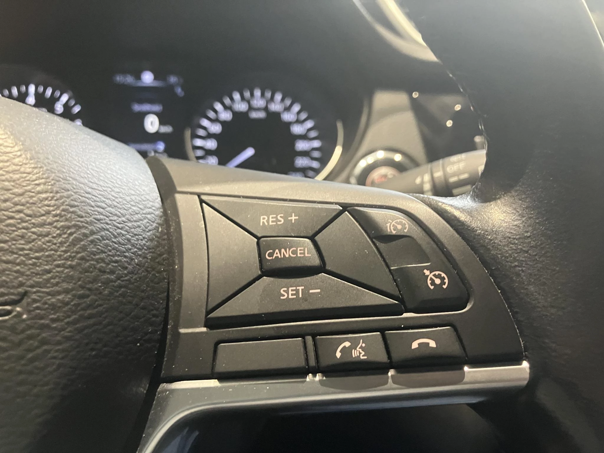 Nissan QASHQAI 1.2 DIG-T Tekna