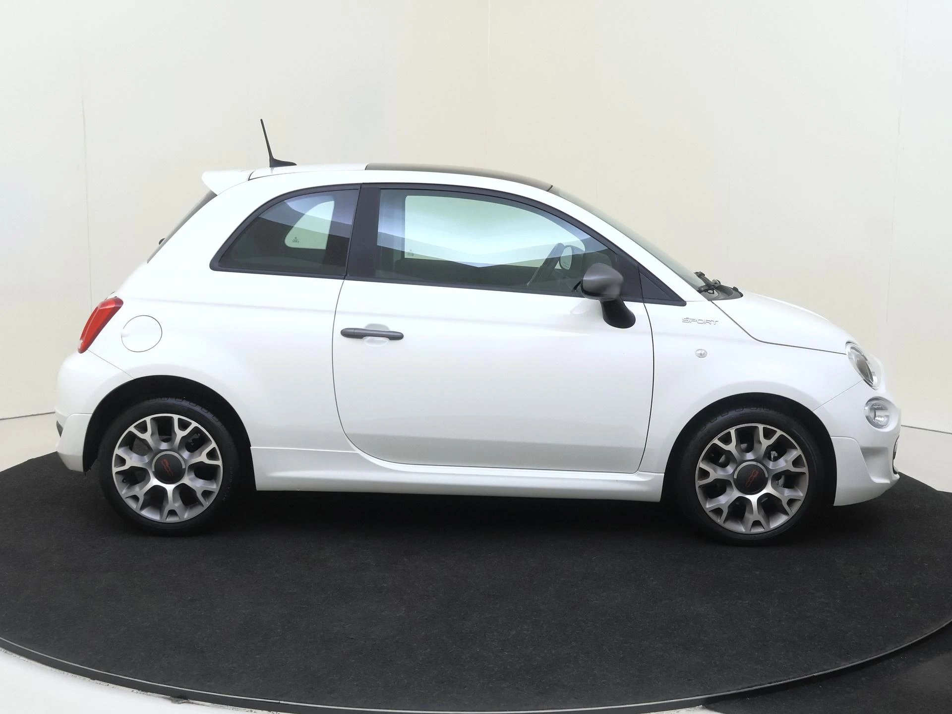 Fiat-500-image-8
