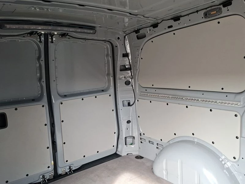 Mercedes-Benz Vito 116 NEUES MODELL KAMERA NAVI TEMPOMAT MBUX