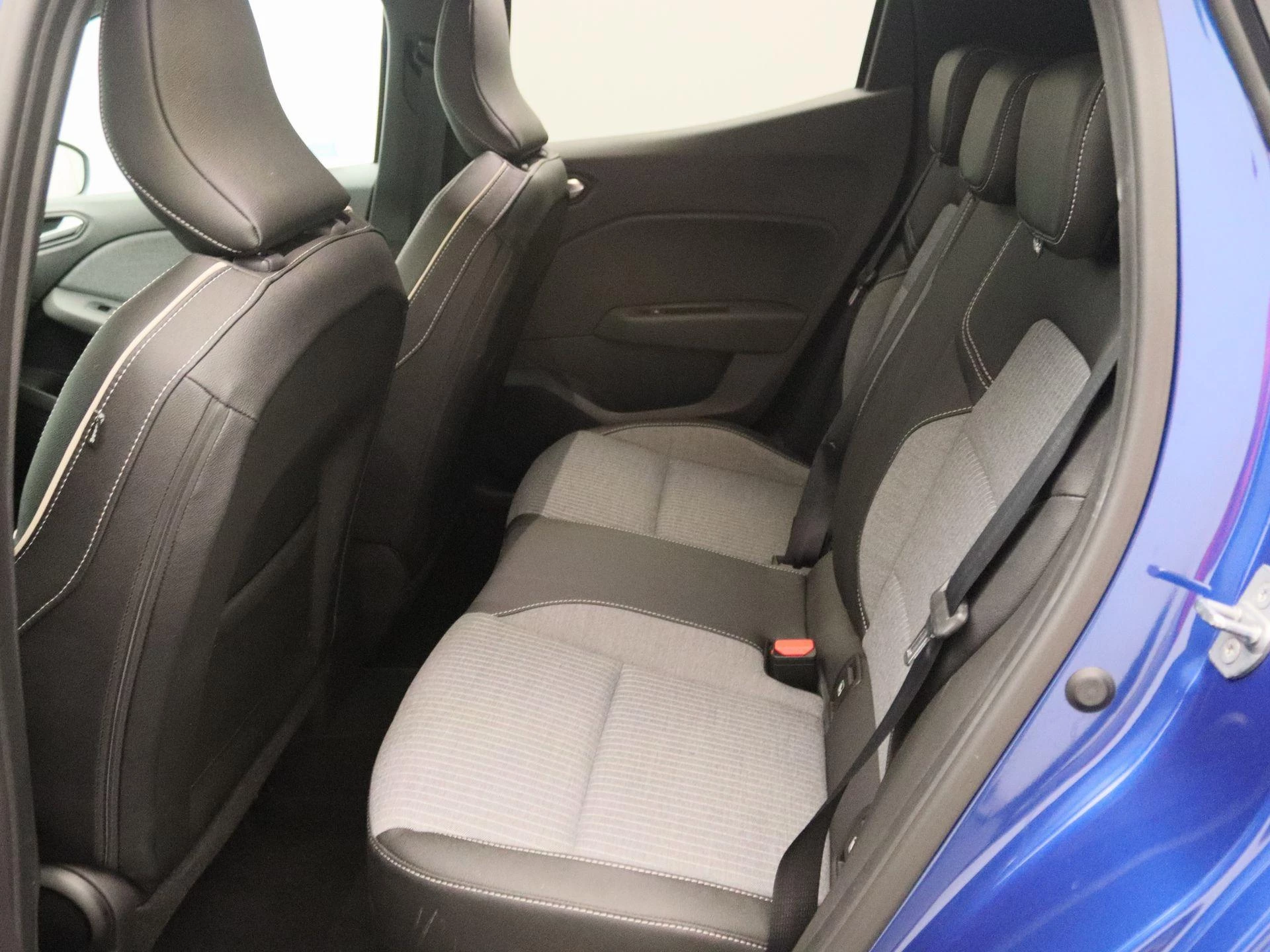 Renault-Clio-image-10