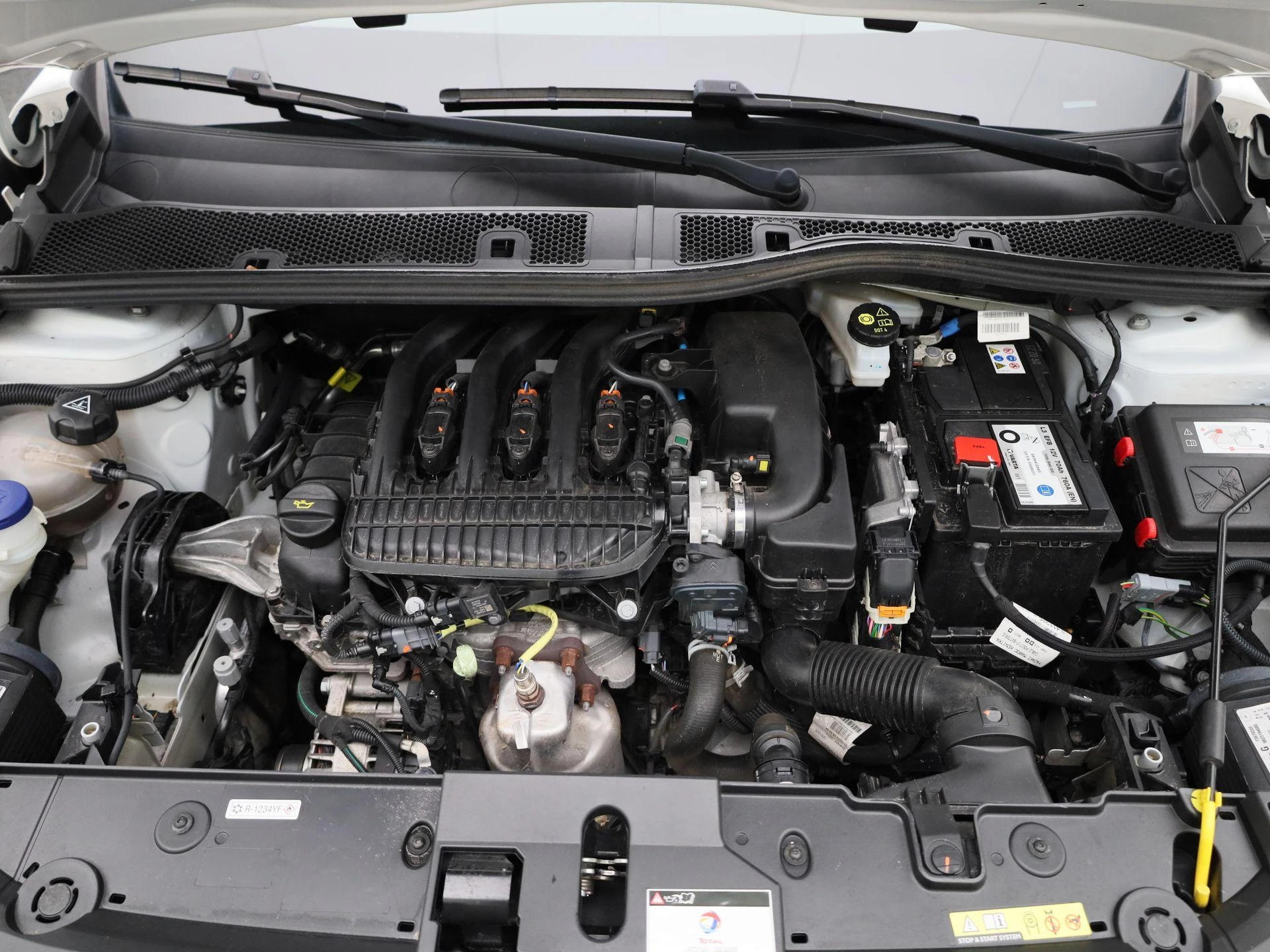Peugeot-208-image-29