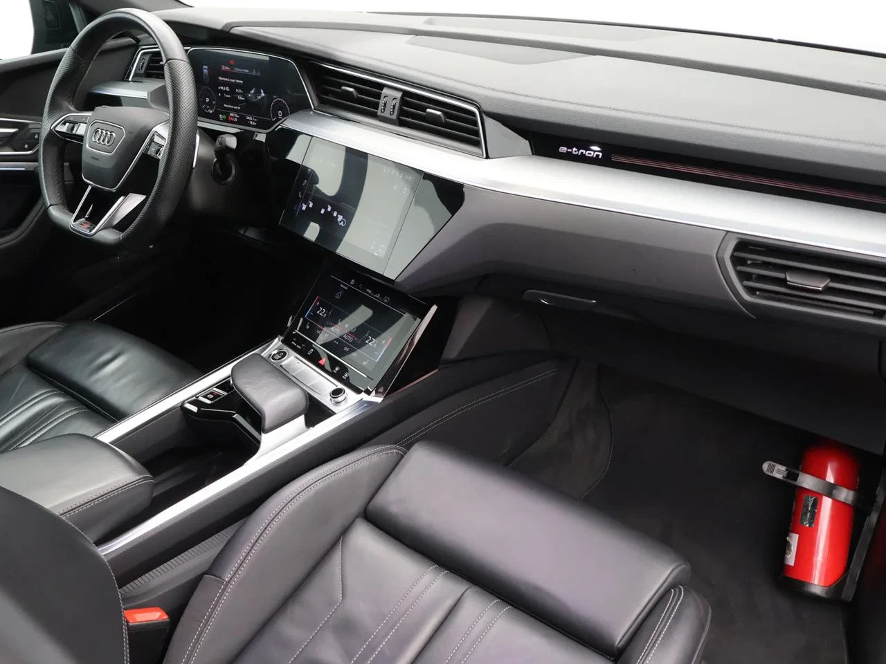 Audi-e-tron-image-10