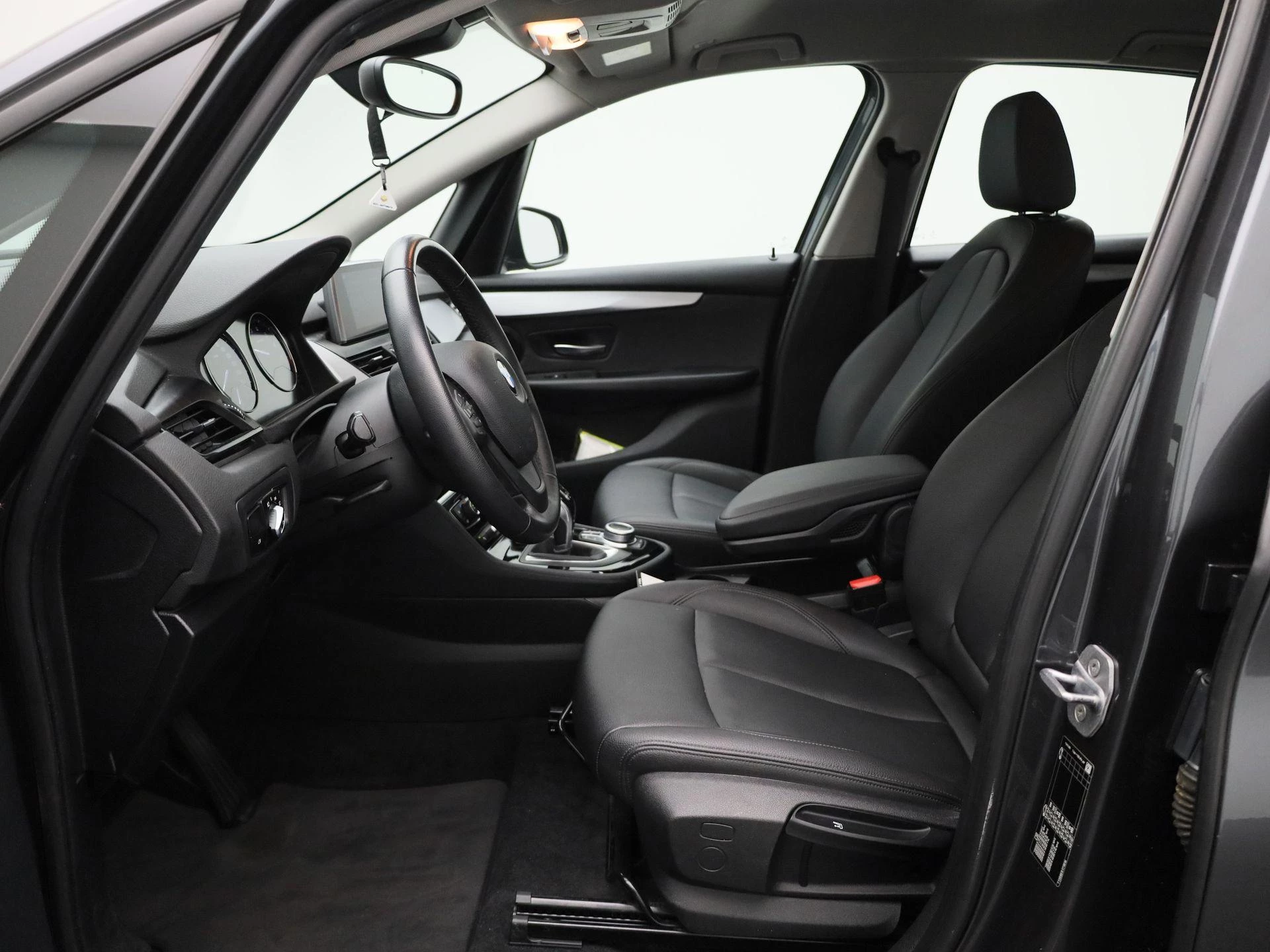 BMW 2 Reeks Active Tourer 218i Leer | LMV | Automaat | Cruise Control