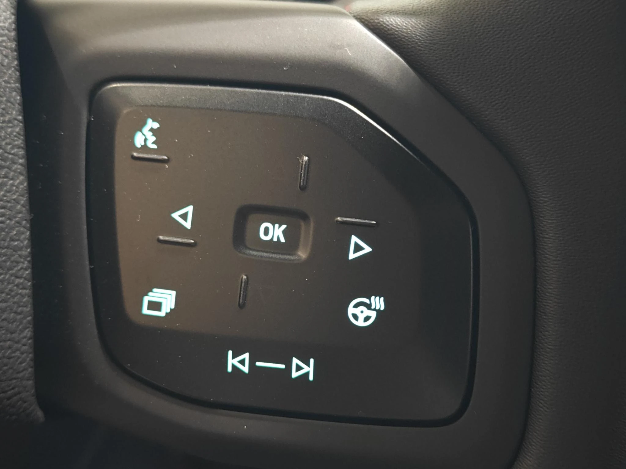 Ford-Explorer-image-16
