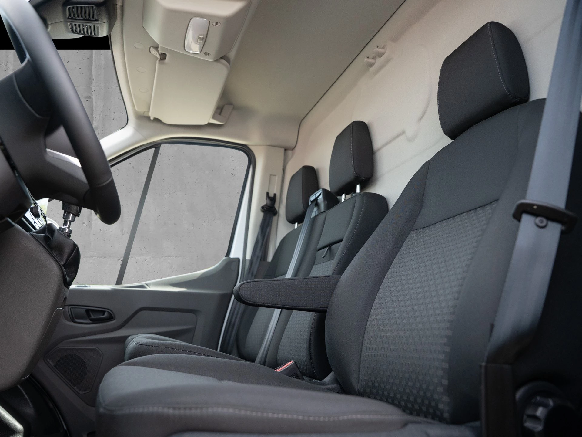 Ford Transit 350 L3 H2 Kastenwagen LKW Trend 2.0L EcoBlue 96kW (130PS). 6 Gang-Schaltgetriebe. Frontantri