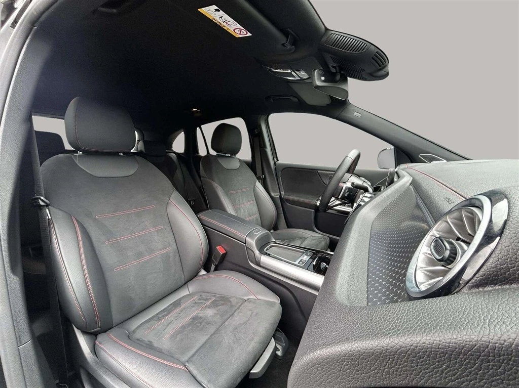 Mercedes-Benz-EQA-image-19
