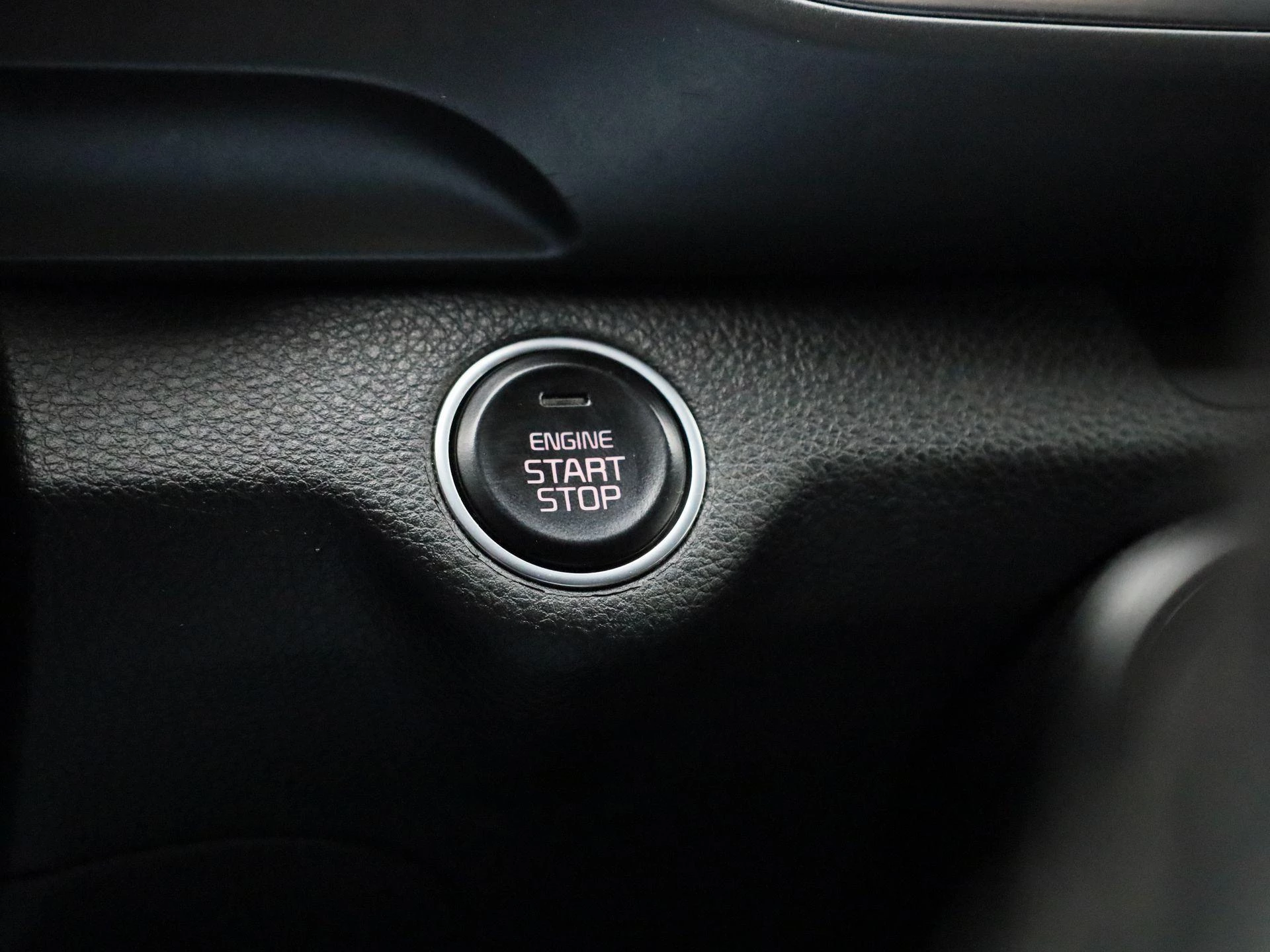 Kia-Stonic-image-18