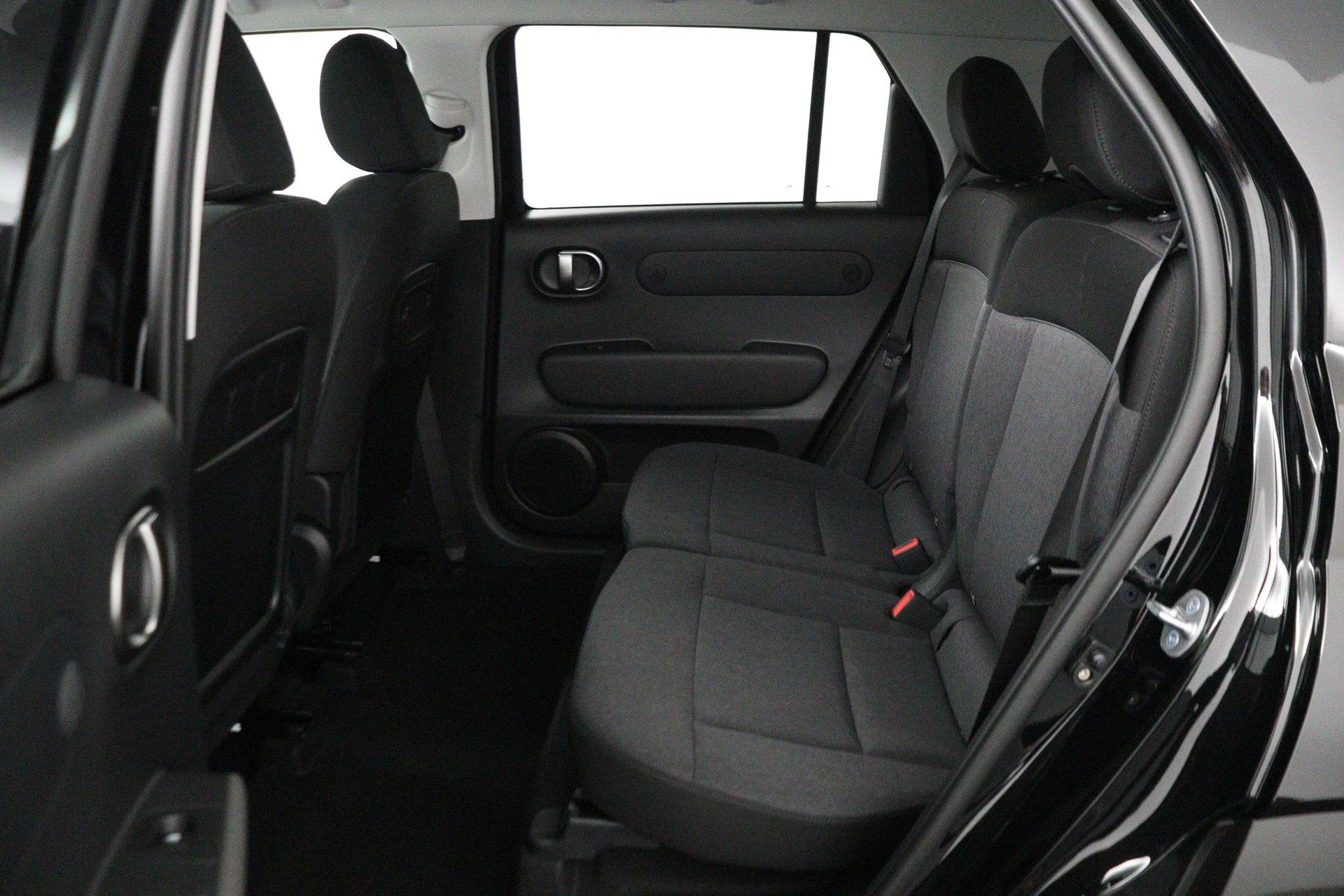 Hyundai-Inster-image-19