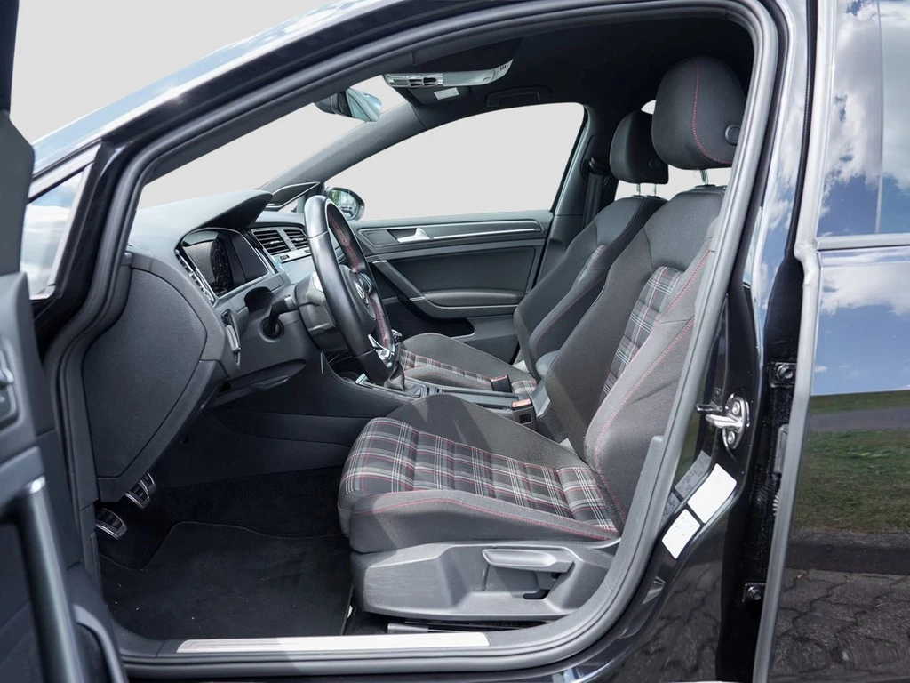 Volkswagen Golf 2.0 TSI GTI Performance 6-Gang Getriebe *LED*Navi*ACC*DYNAUDIO-Sound*DAB*Digi-Cockpit*18"Alufle
