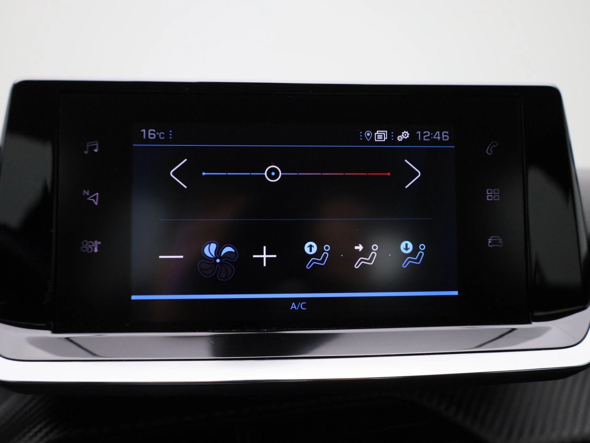 Peugeot-208-image-21