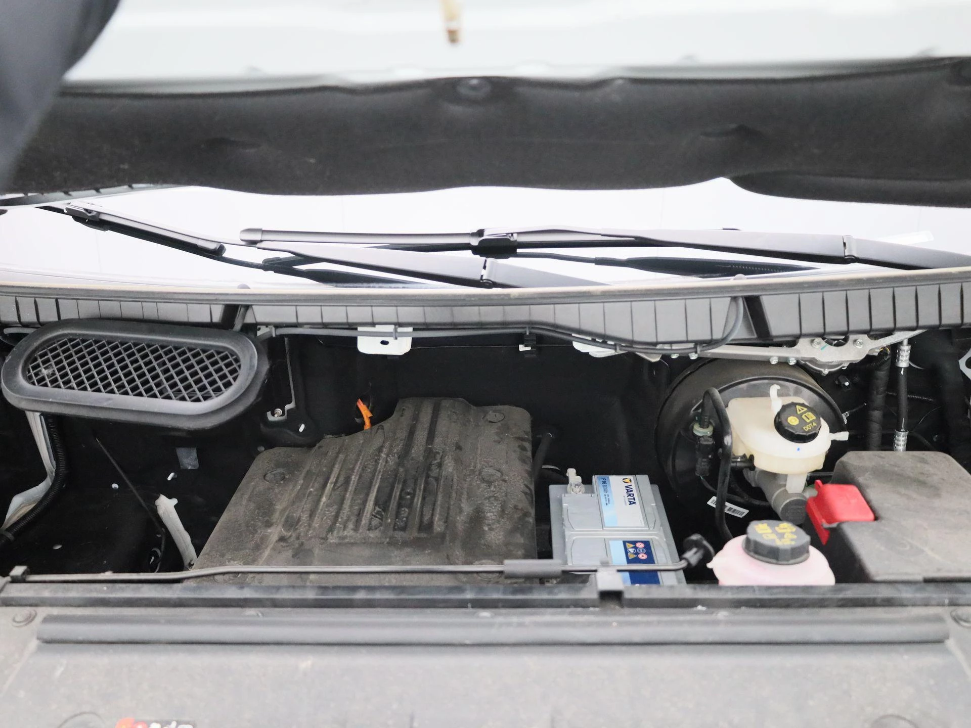 Maxus eDeliver9 L3H2 Business DEAL 89 kWh