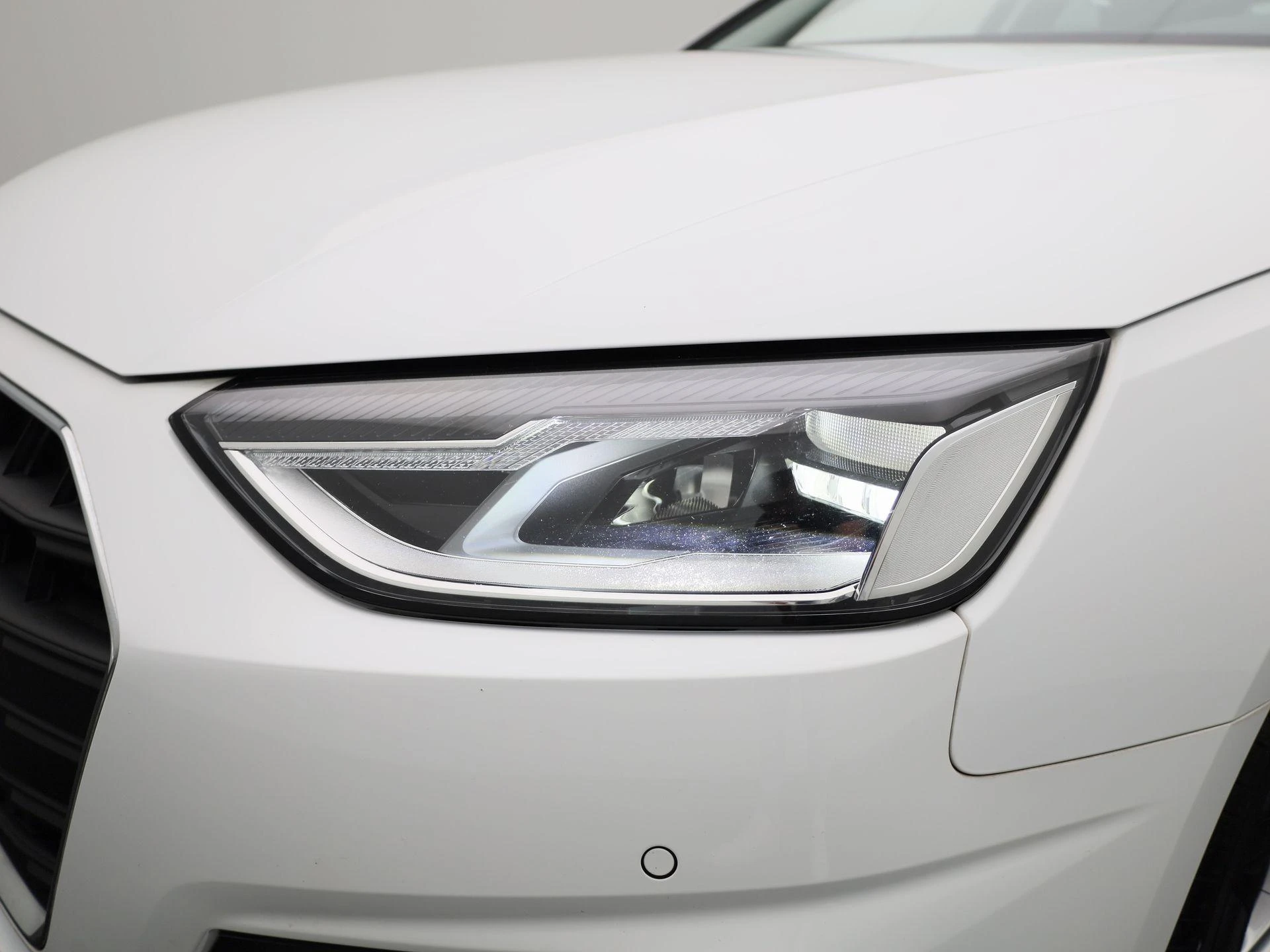 Audi-A4-image-14