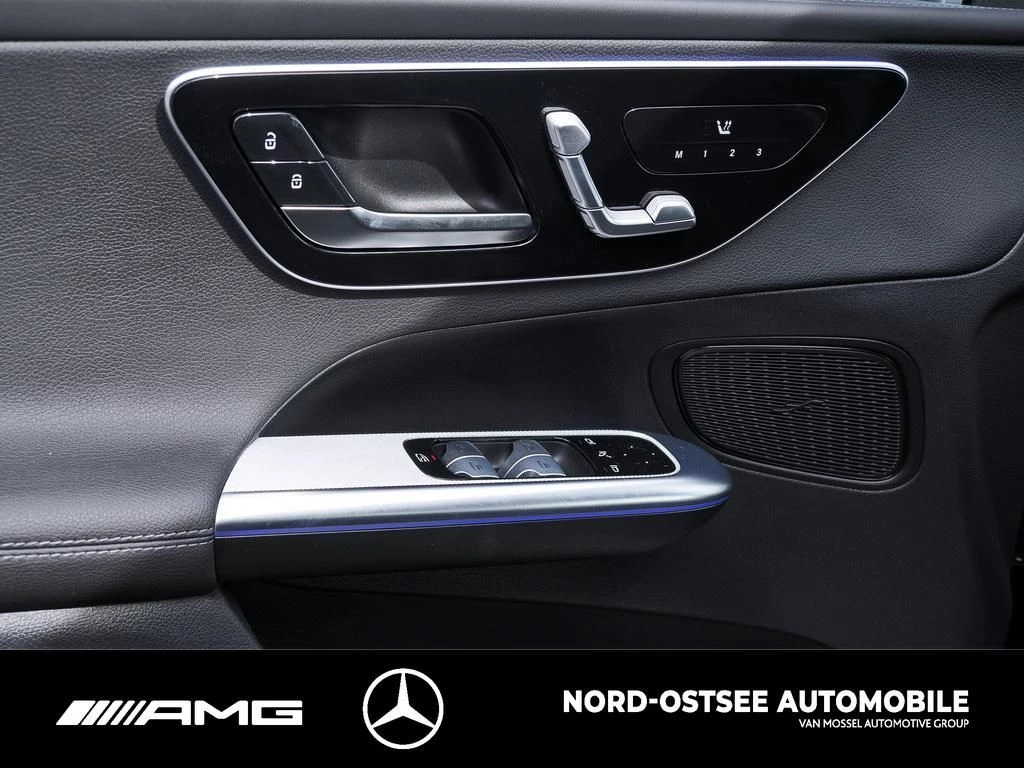 Mercedes-Benz GLC 300 d AMG 4M AHK NIGHT MBUX KEYLESS-GO AMG LineX254 GLC 300 d AMG 4M AHK NIGHT MBUX KEYLESS-GO AMG Line