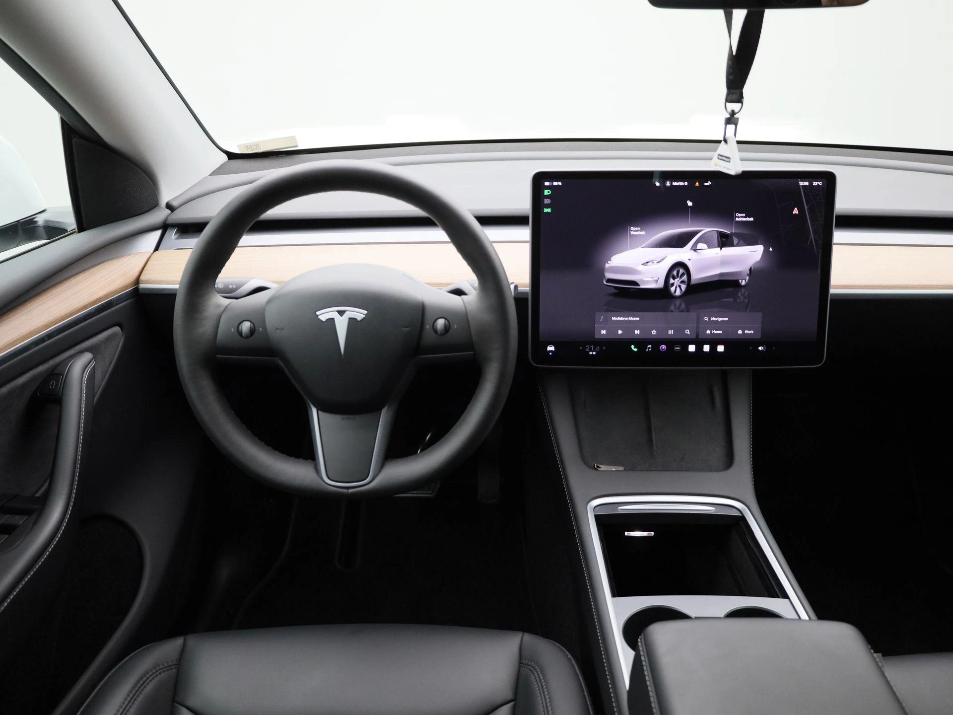 Tesla Model Y Long Range Dual Motor