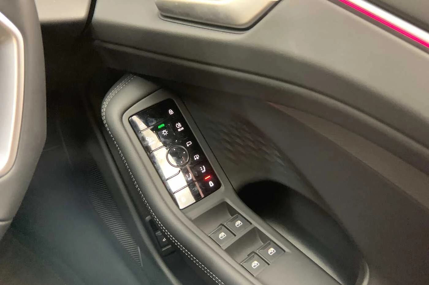 Audi-A6-image-13