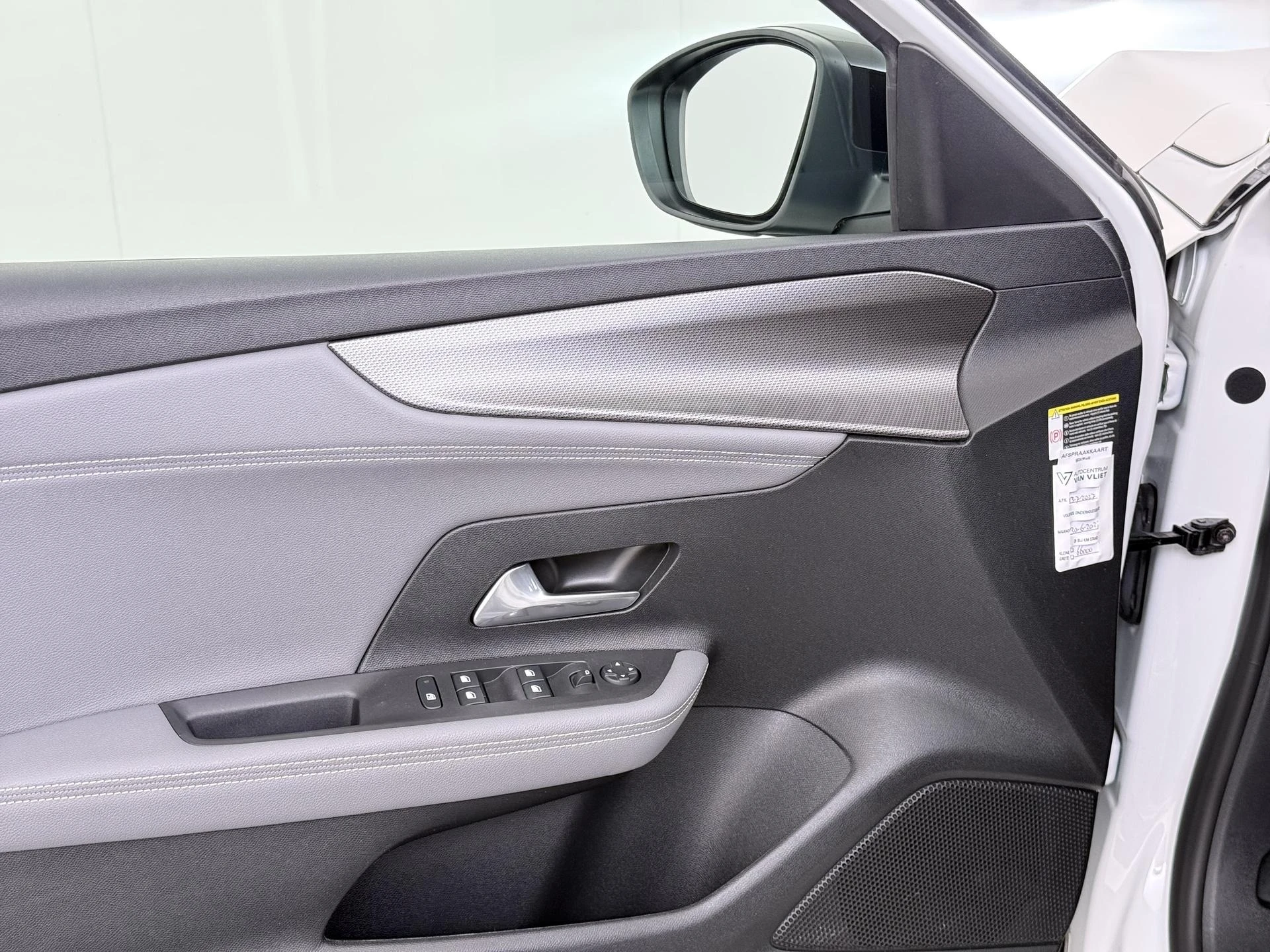 Opel-Mokka-e-image-11
