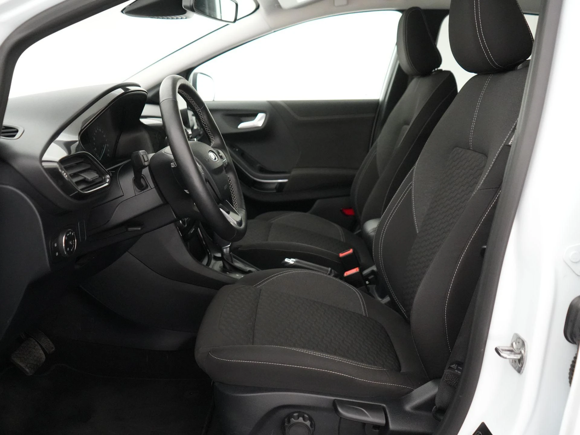 Ford Puma Titanium - Automaat - 2024