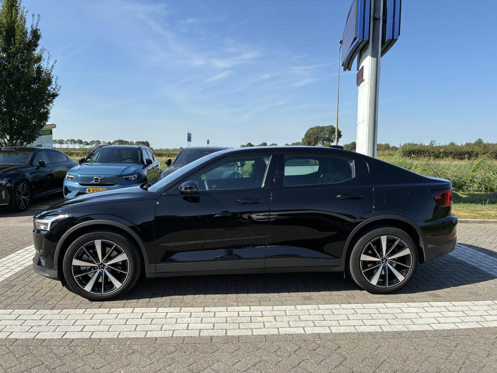 Polestar-2-image-2