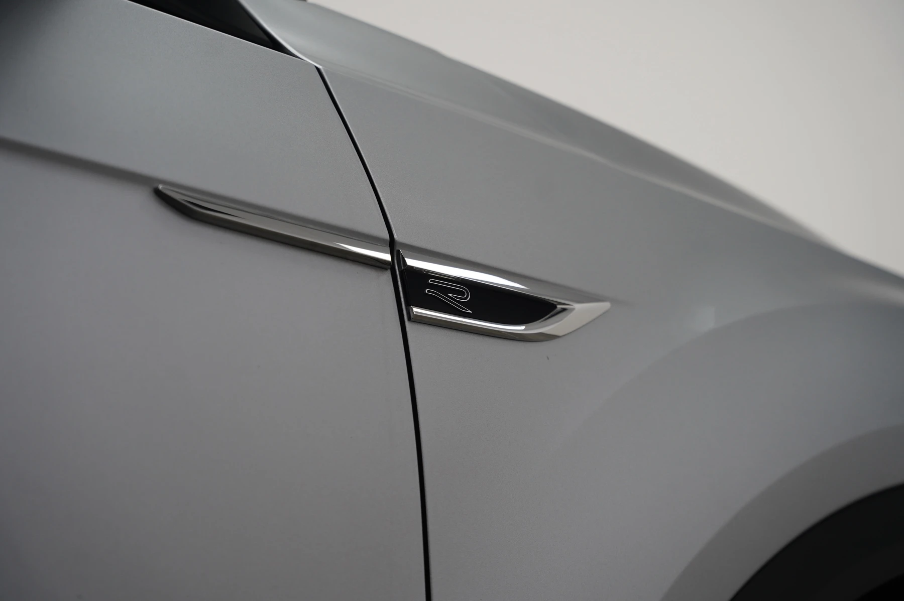 Volkswagen-T-Roc-image-44