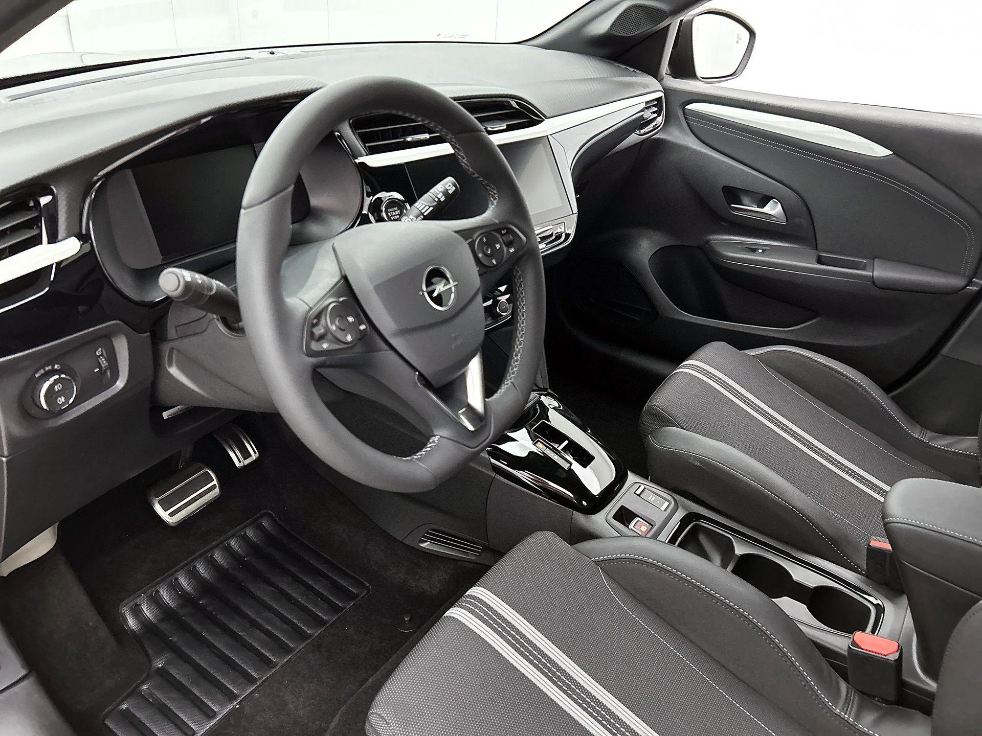Opel-Corsa-image-19