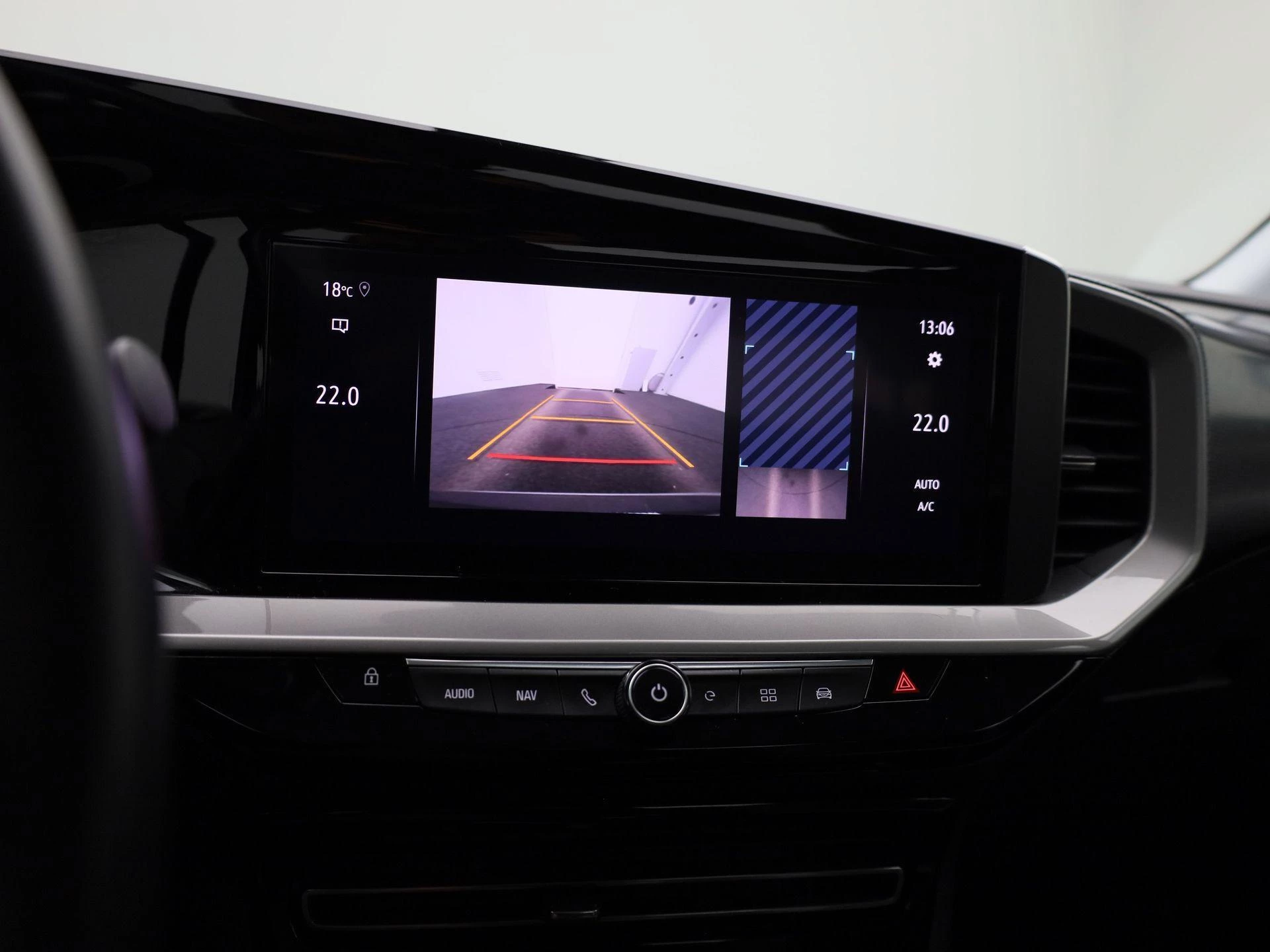 Opel-Mokka-e-image-18