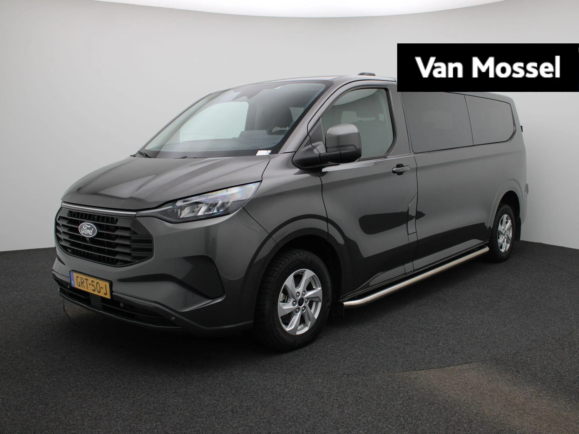 Ford-Transit Custom-image-0